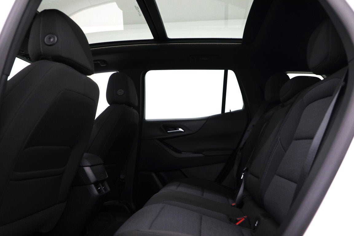 2027 Chevrolet Equinox LT - Photo 44