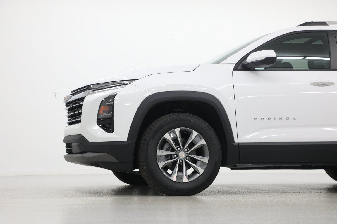 2027 Chevrolet Equinox LT - Photo 53
