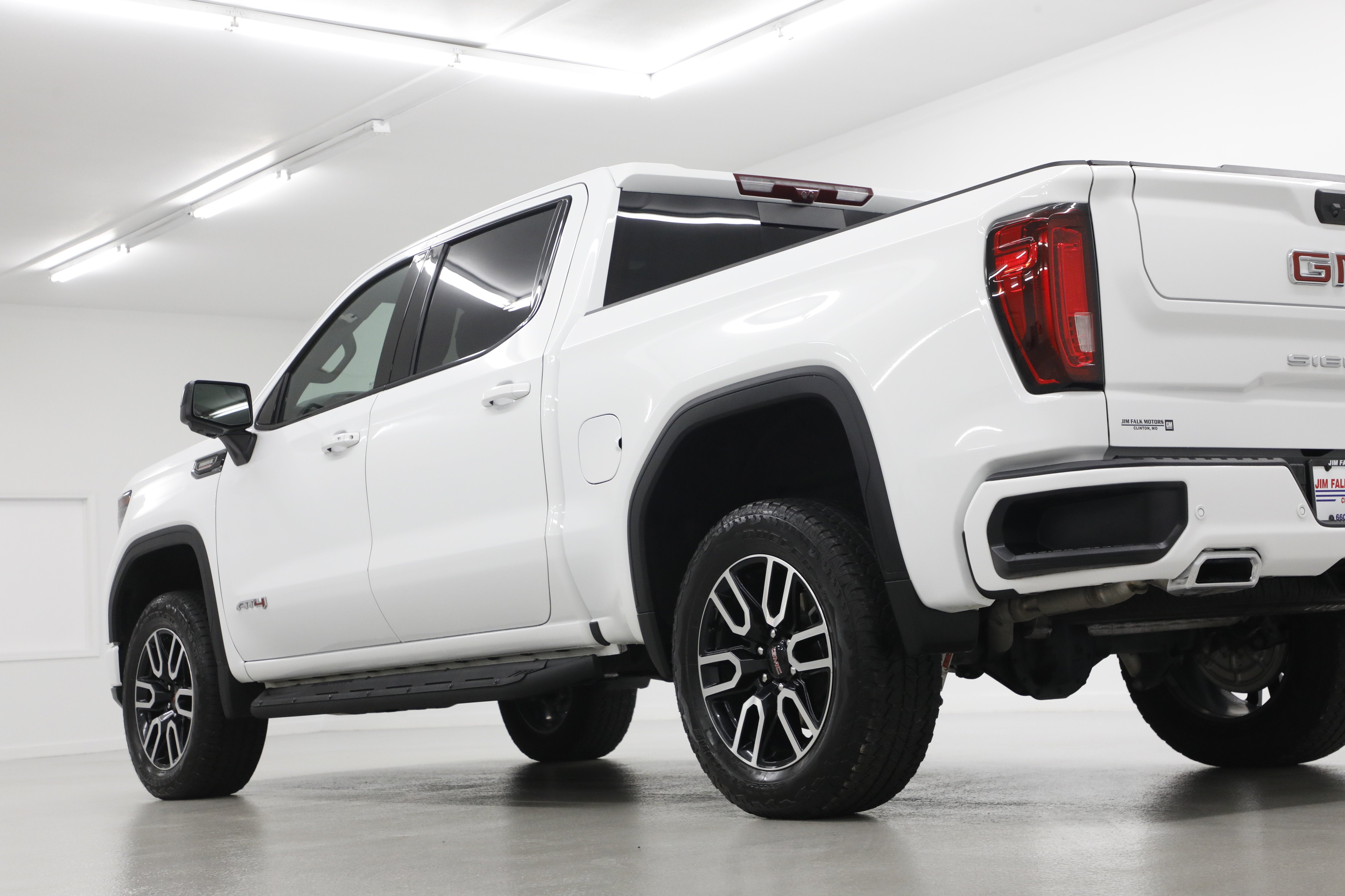 2025 GMC Sierra 1500 AT4