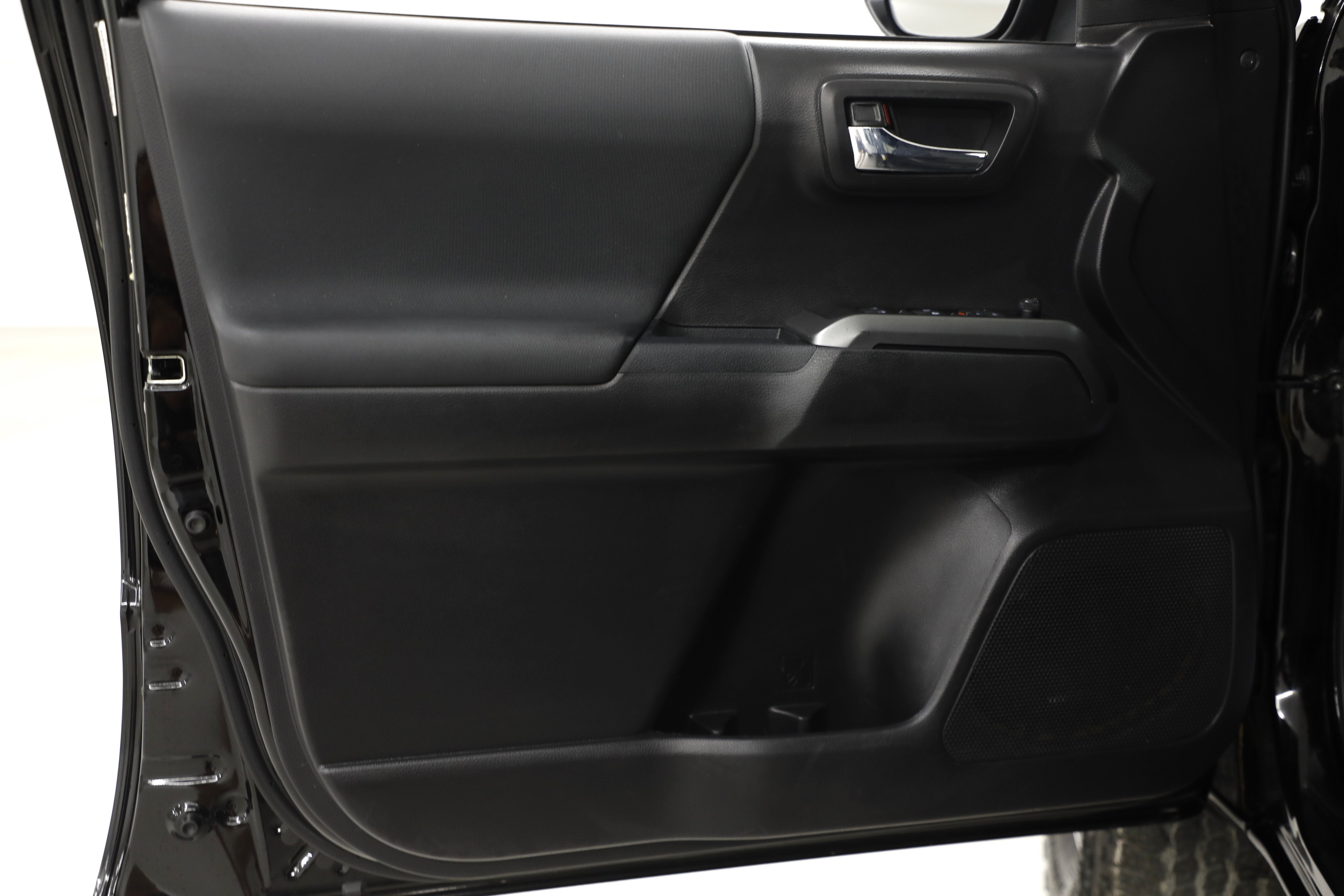 2023 Toyota Tacoma 2WD SR5