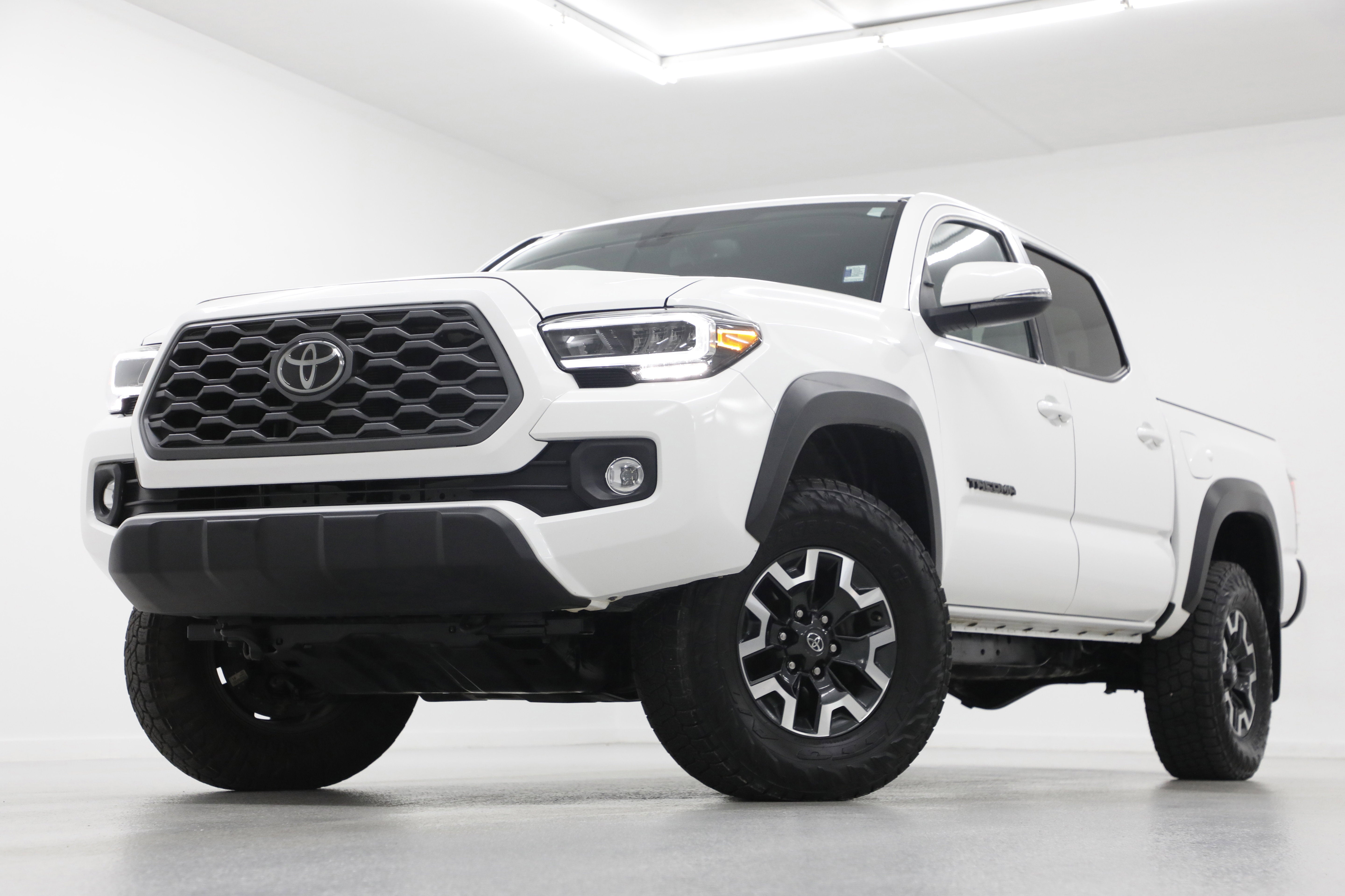 2023 Toyota Tacoma 4WD SR