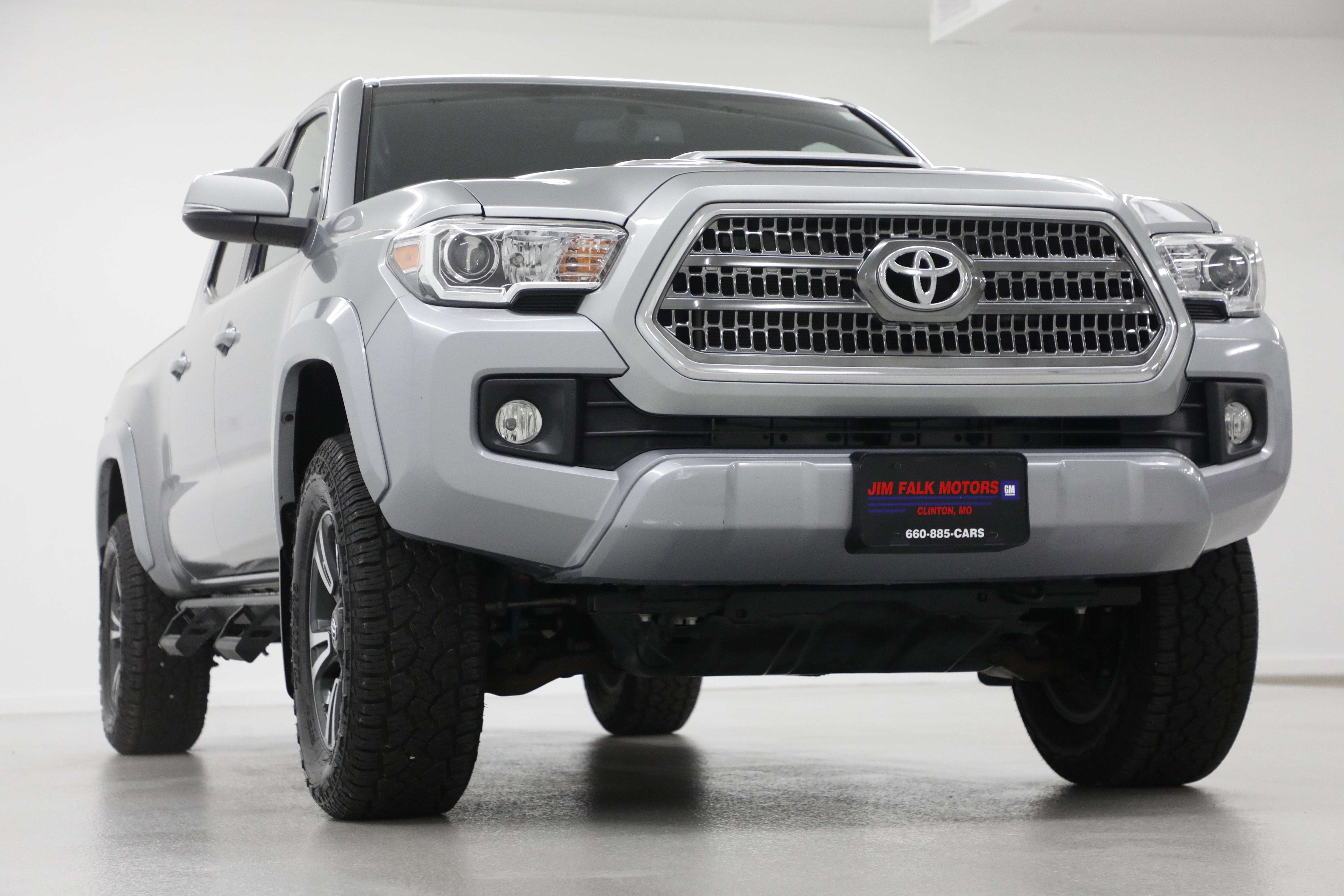 2017 Toyota Tacoma SR5