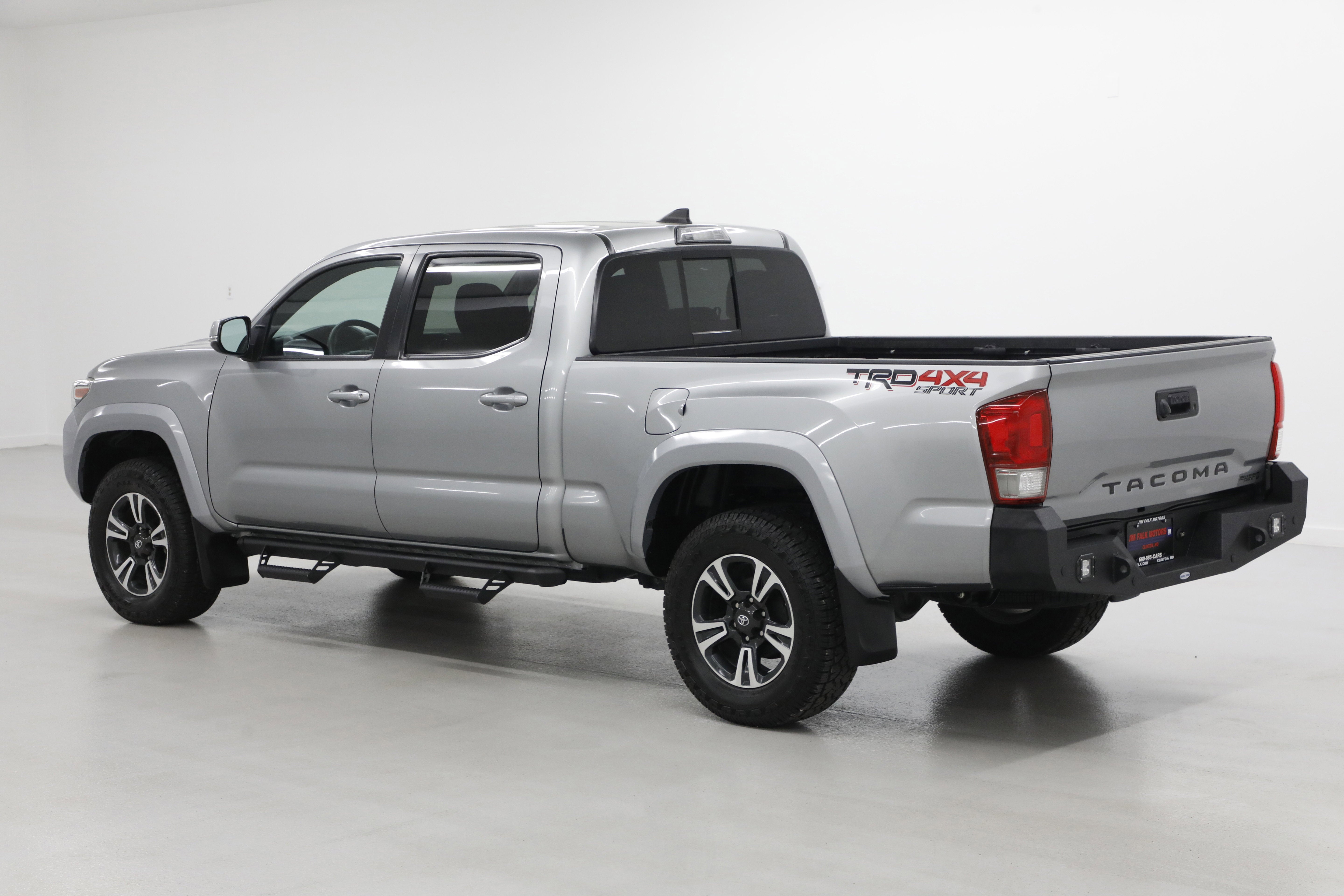 2017 Toyota Tacoma SR5
