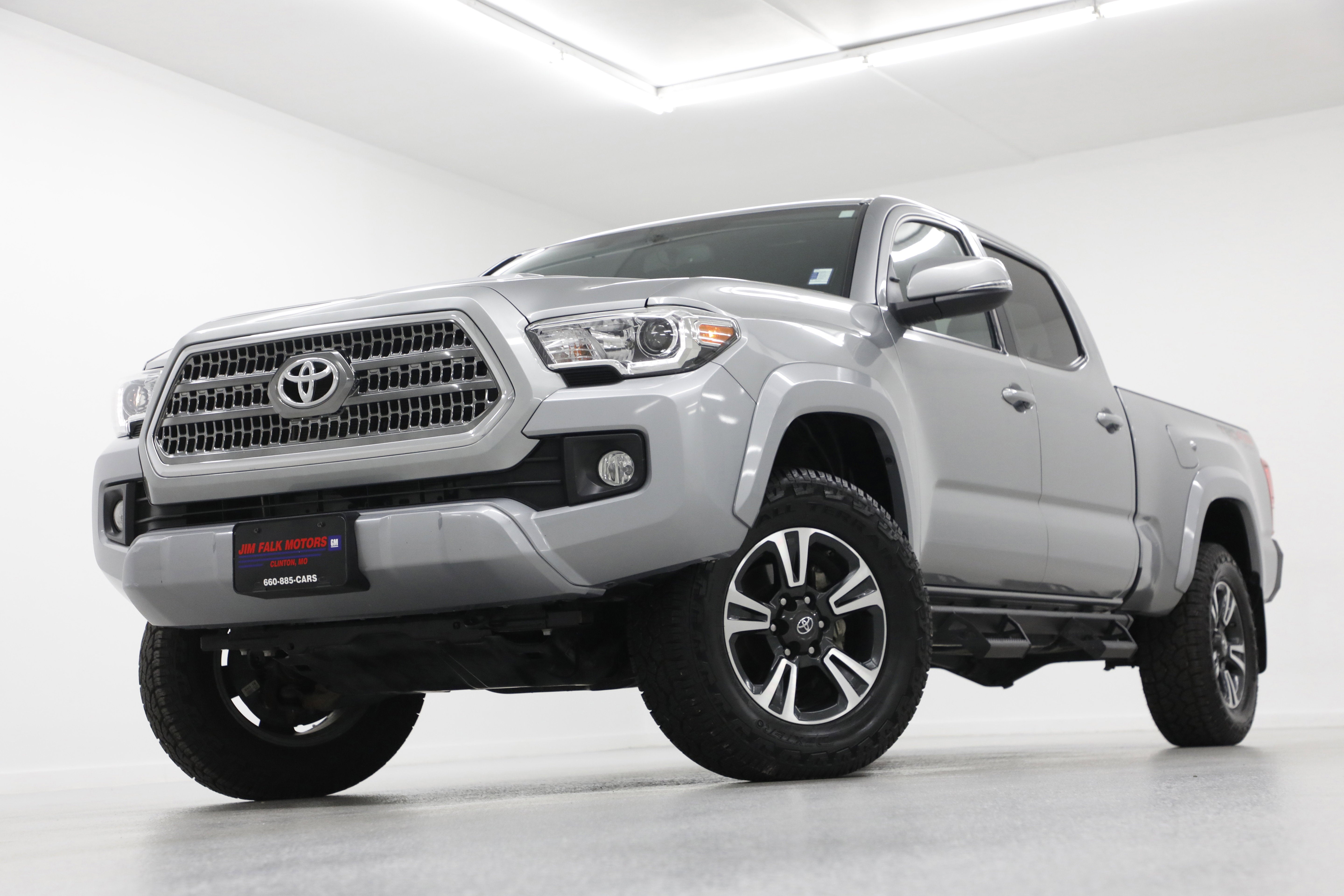 2017 Toyota Tacoma SR5