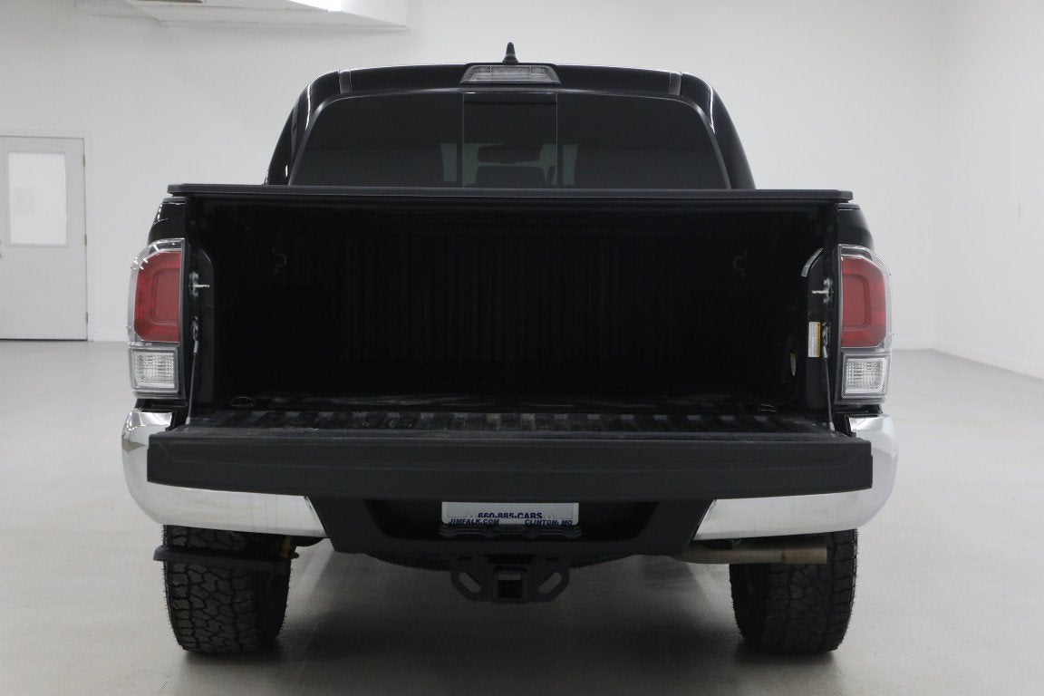 2022 Toyota Tacoma 4WD SR