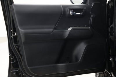 2022 Toyota Tacoma 4WD SR