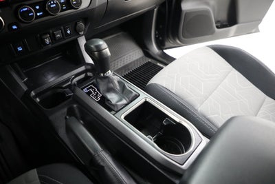 2022 Toyota Tacoma 4WD SR