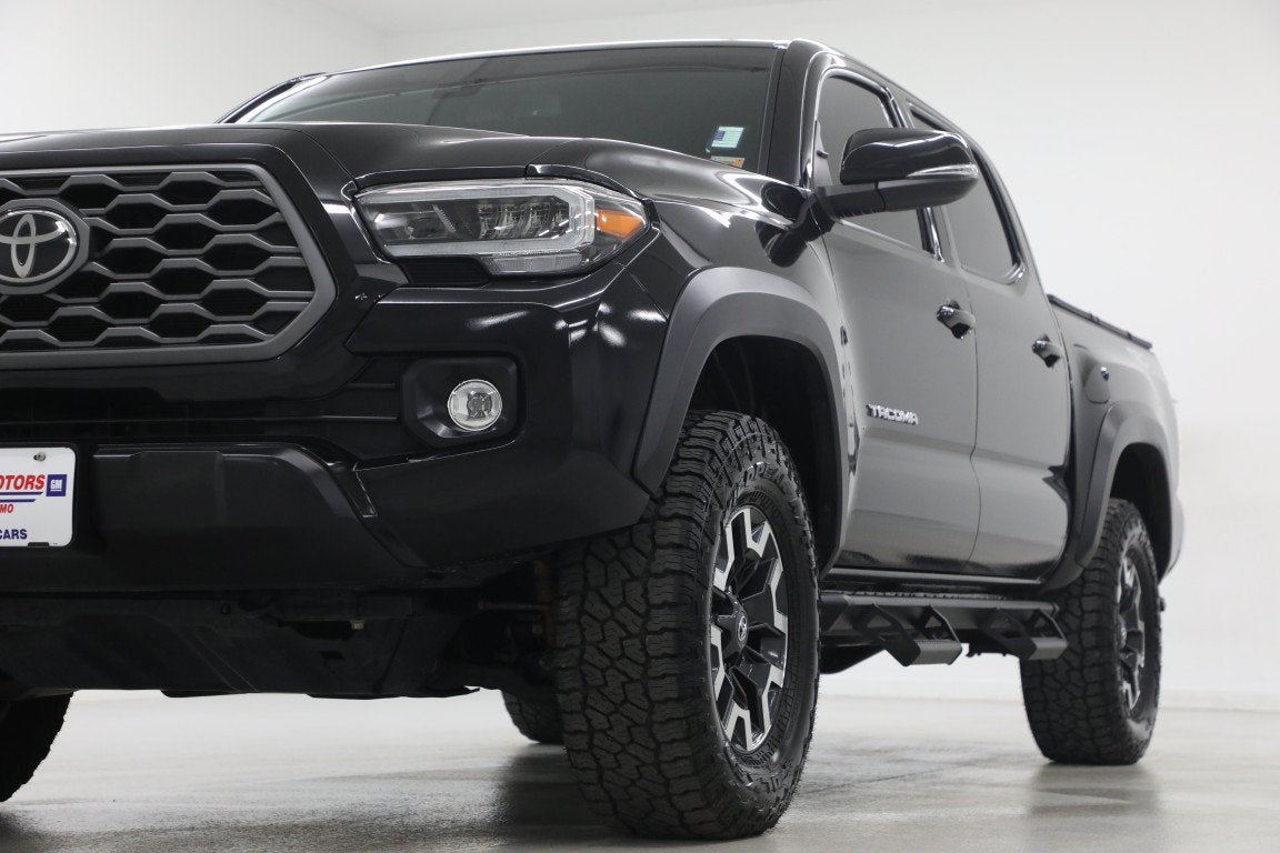 2022 Toyota Tacoma 4WD SR