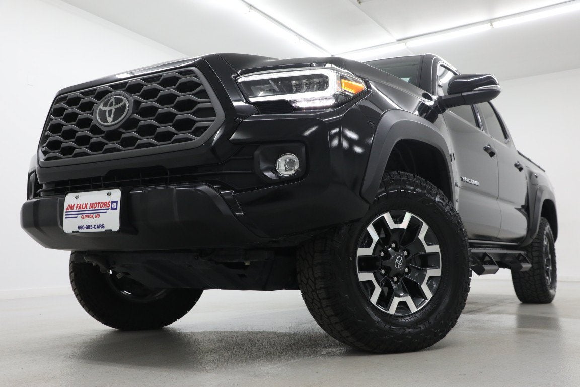 2022 Toyota Tacoma 4WD SR