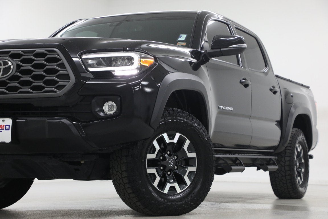 2022 Toyota Tacoma 4WD SR