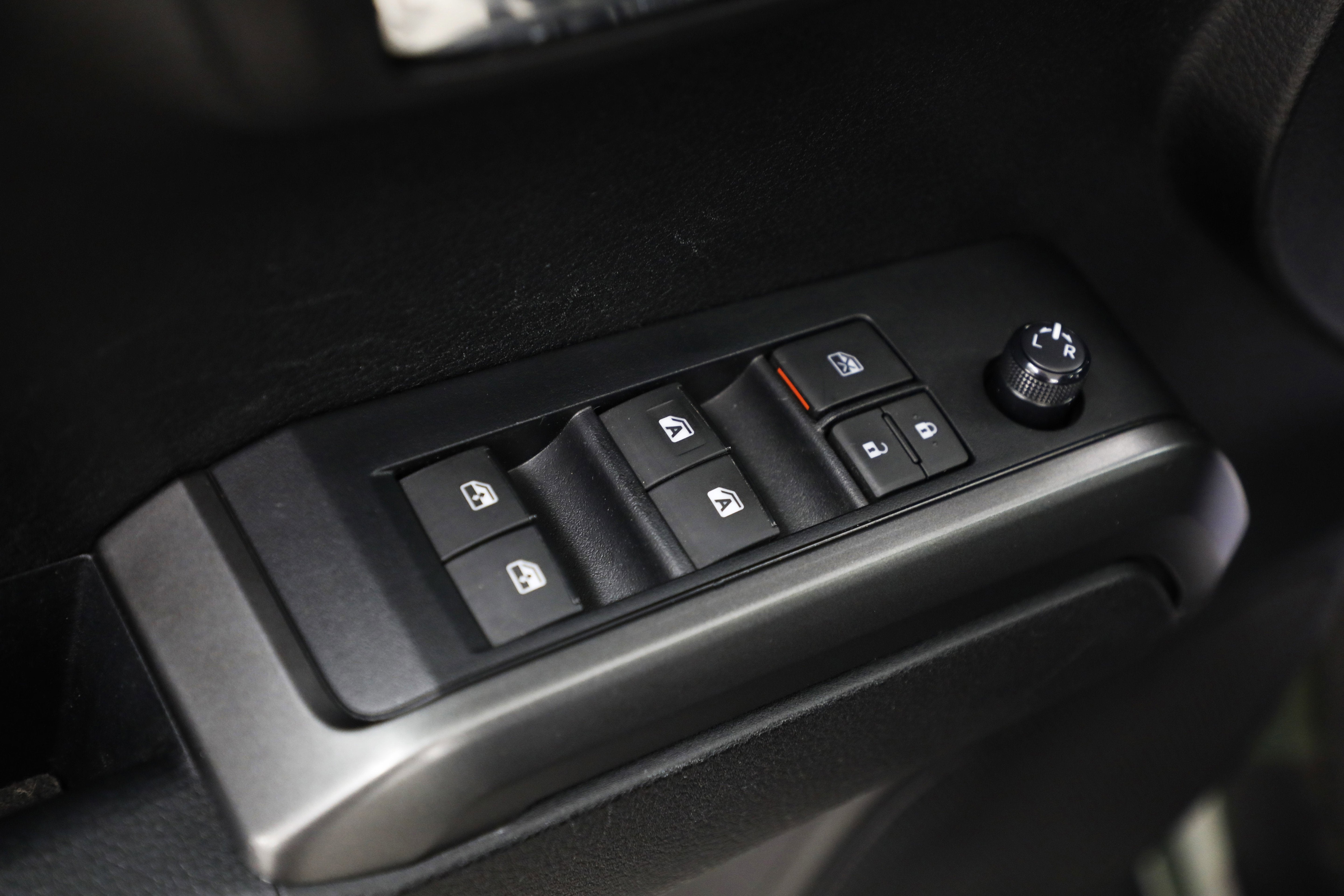 2021 Toyota Tacoma 4WD SR