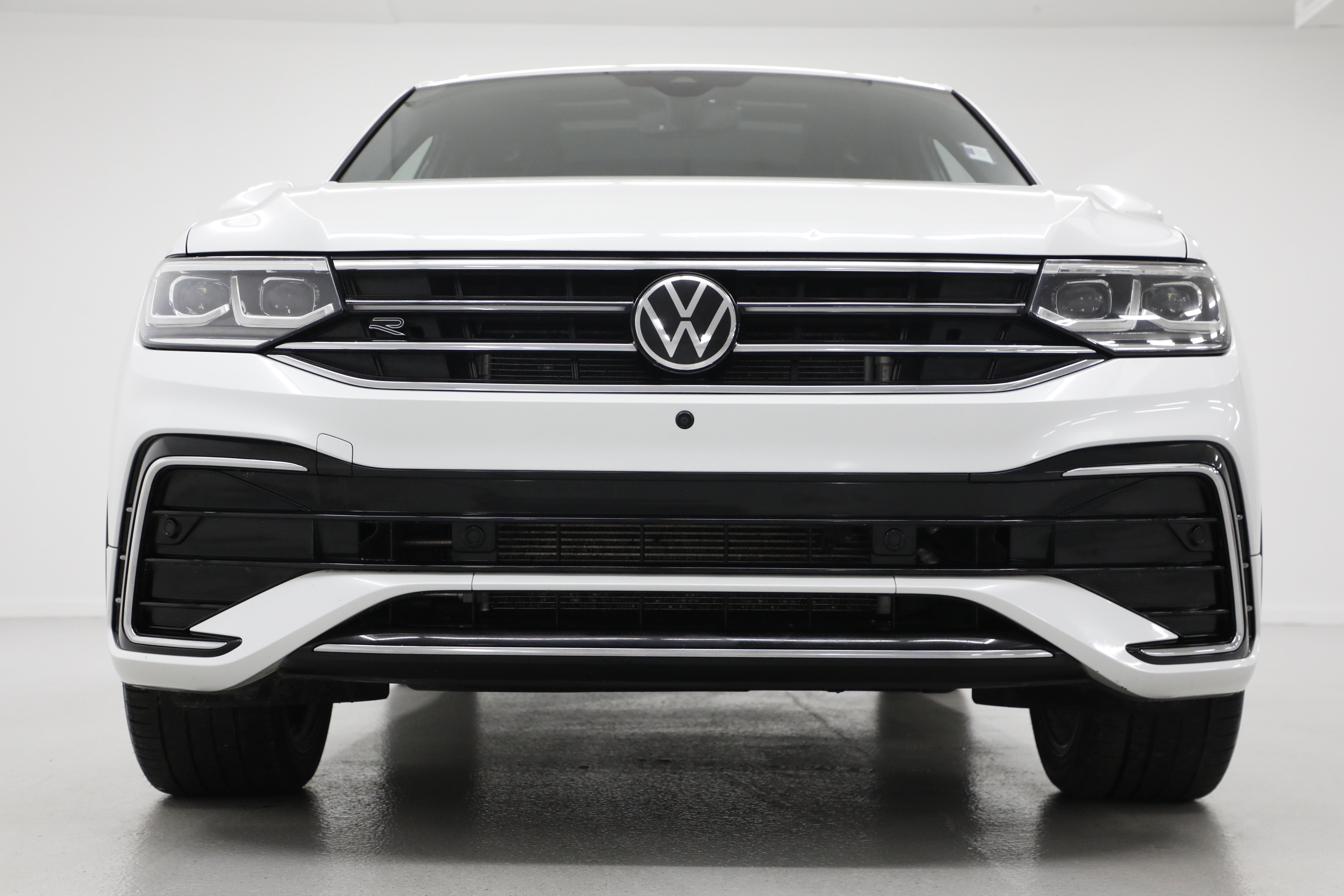 2022 Volkswagen Tiguan SEL R-Line