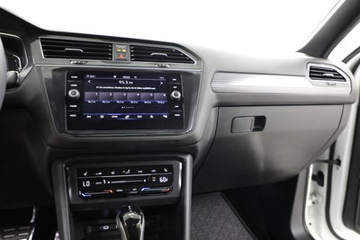 2022 Volkswagen Tiguan SEL R-Line