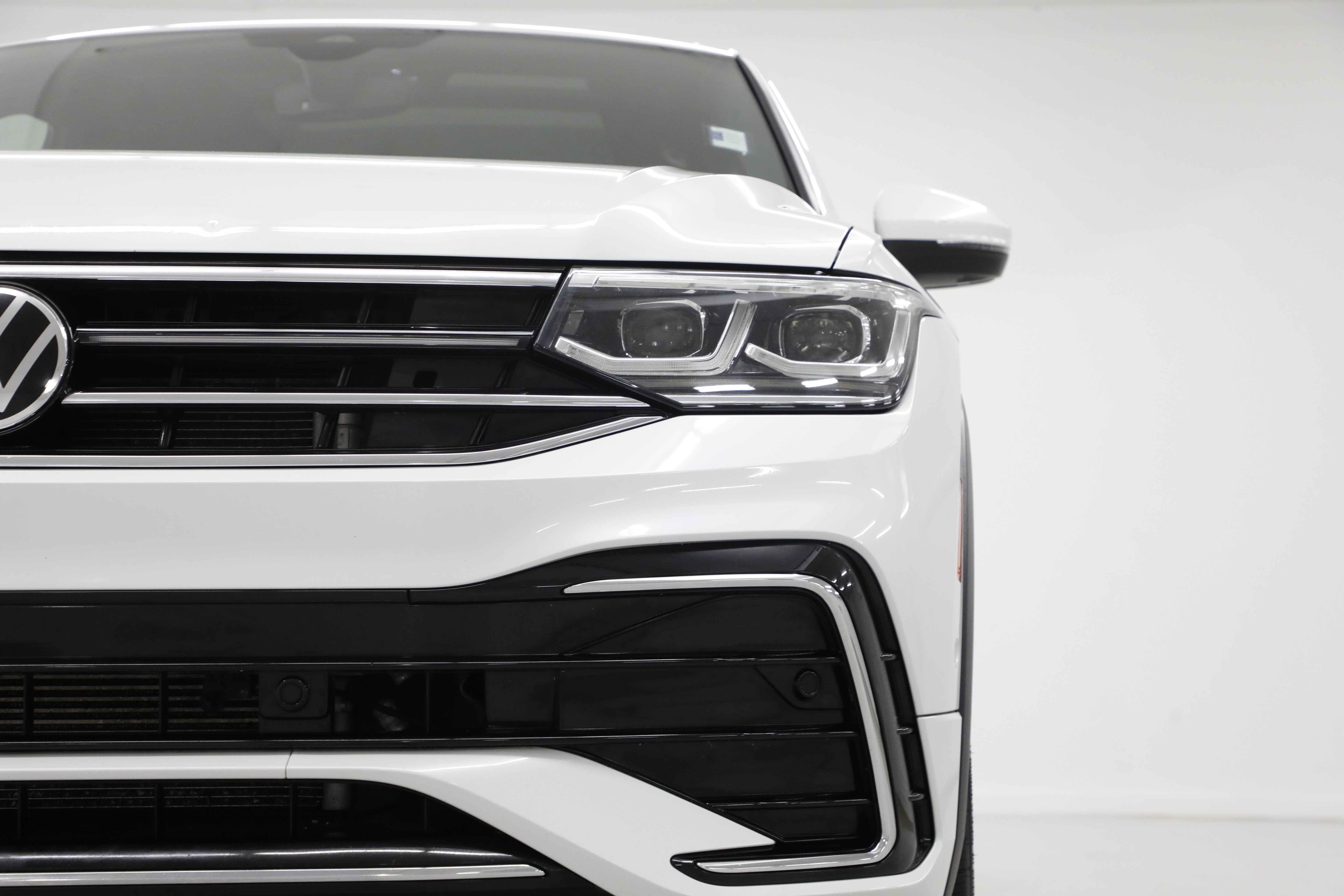 2022 Volkswagen Tiguan SEL R-Line