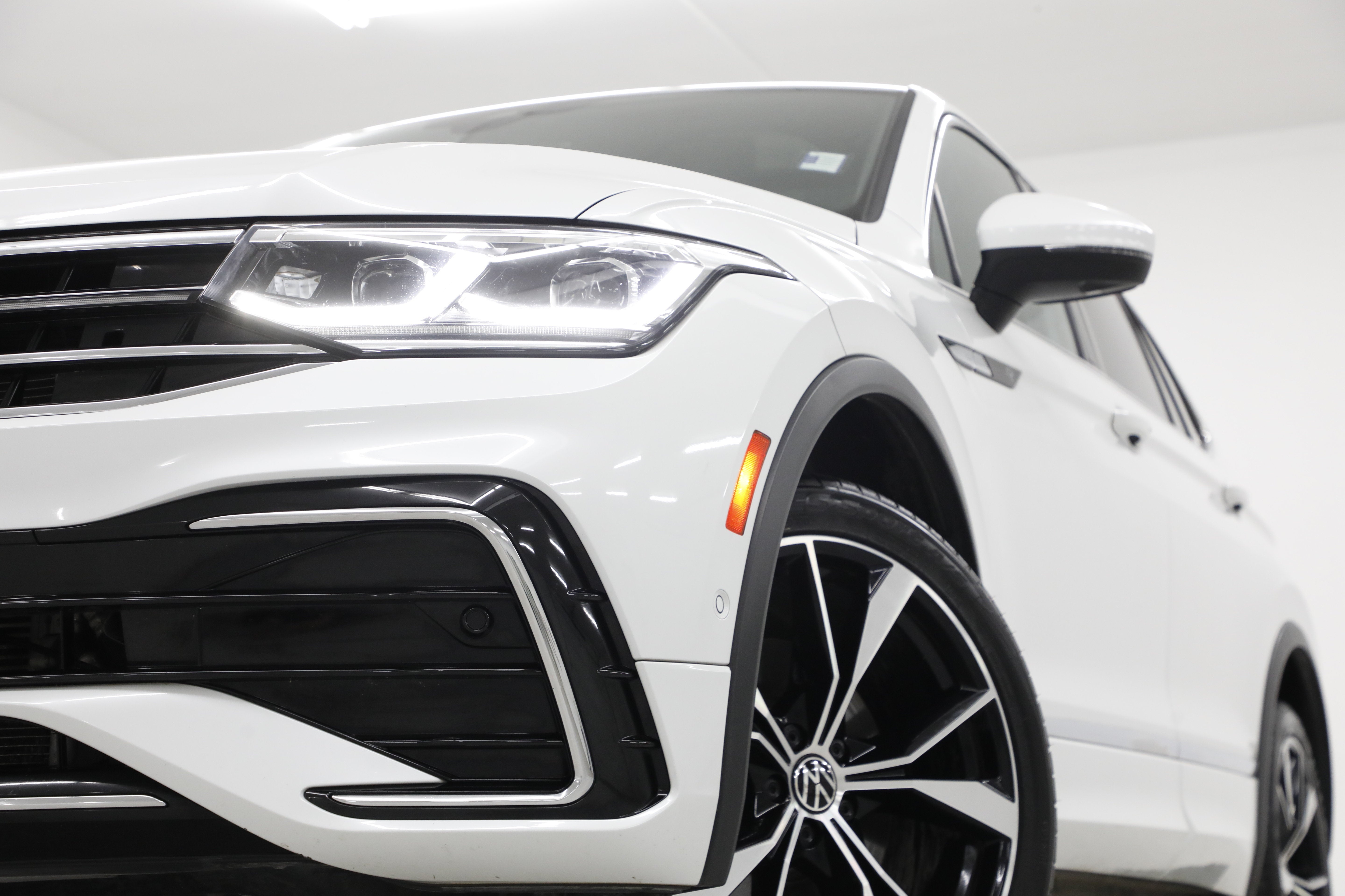 2022 Volkswagen Tiguan SEL R-Line