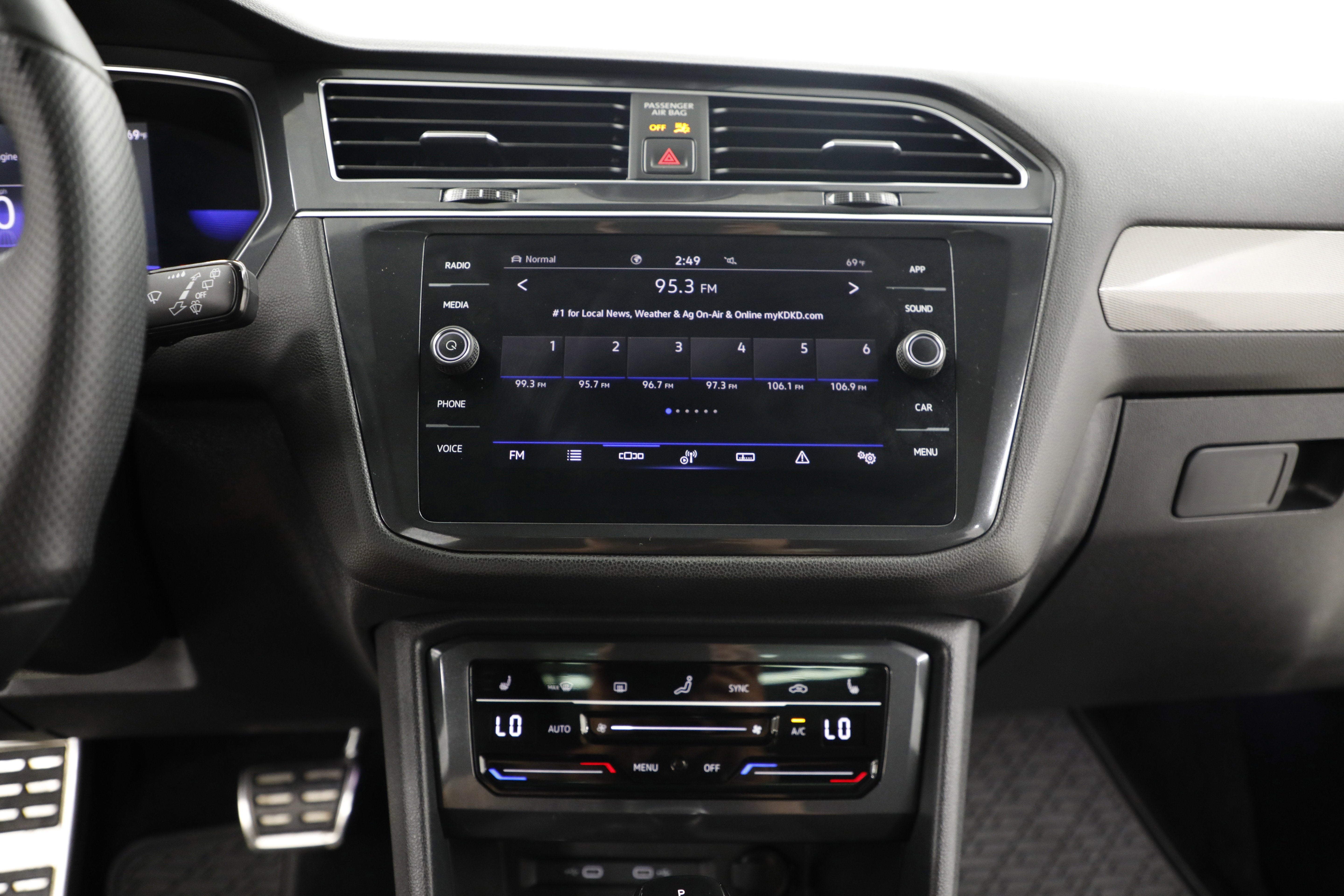 2022 Volkswagen Tiguan SE R-Line Black