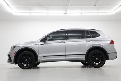 2022 Volkswagen Tiguan SE R-Line Black