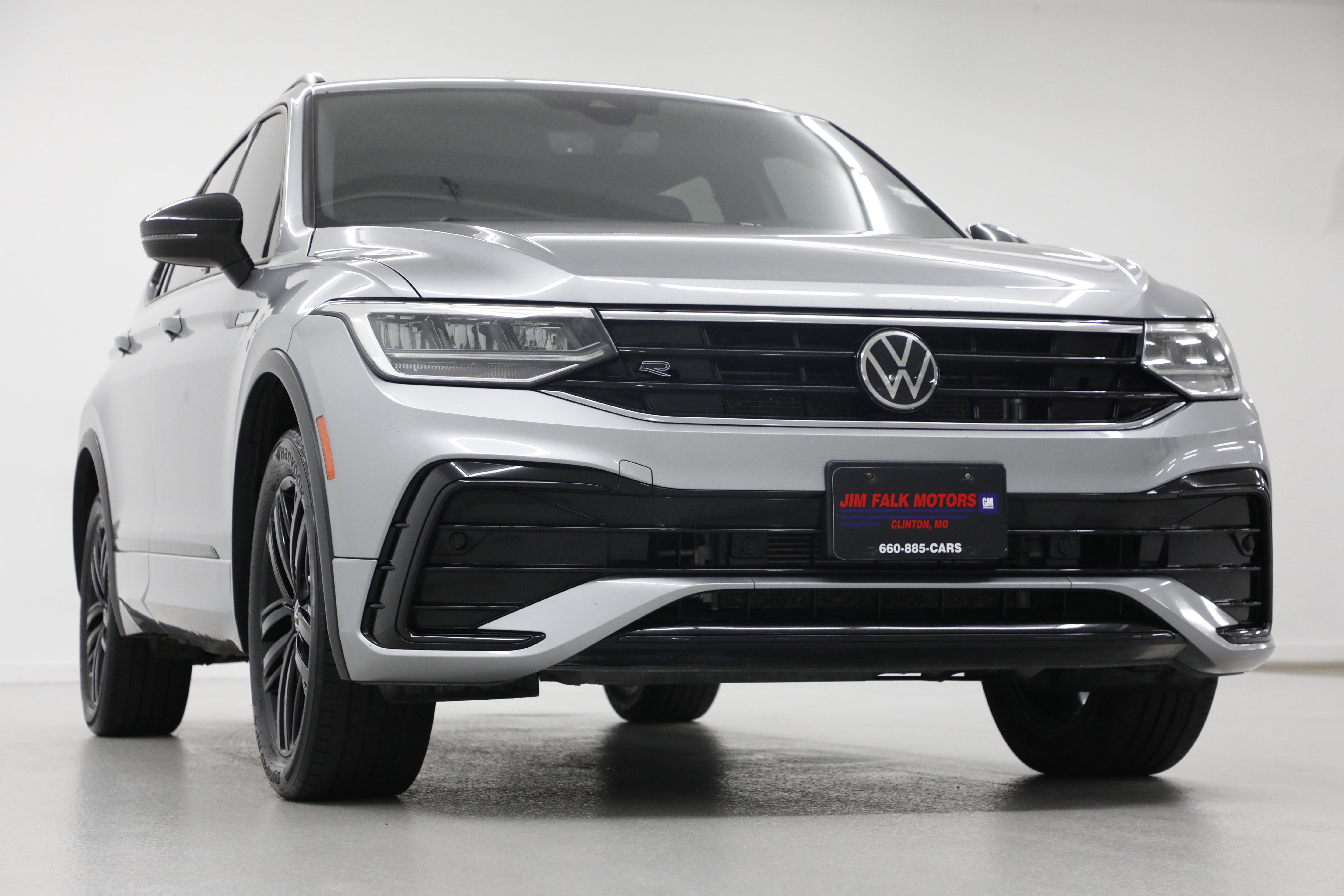 2022 Volkswagen Tiguan SE R-Line Black