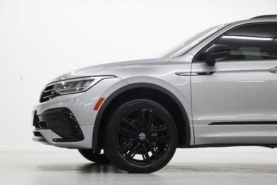 2022 Volkswagen Tiguan SE R-Line Black