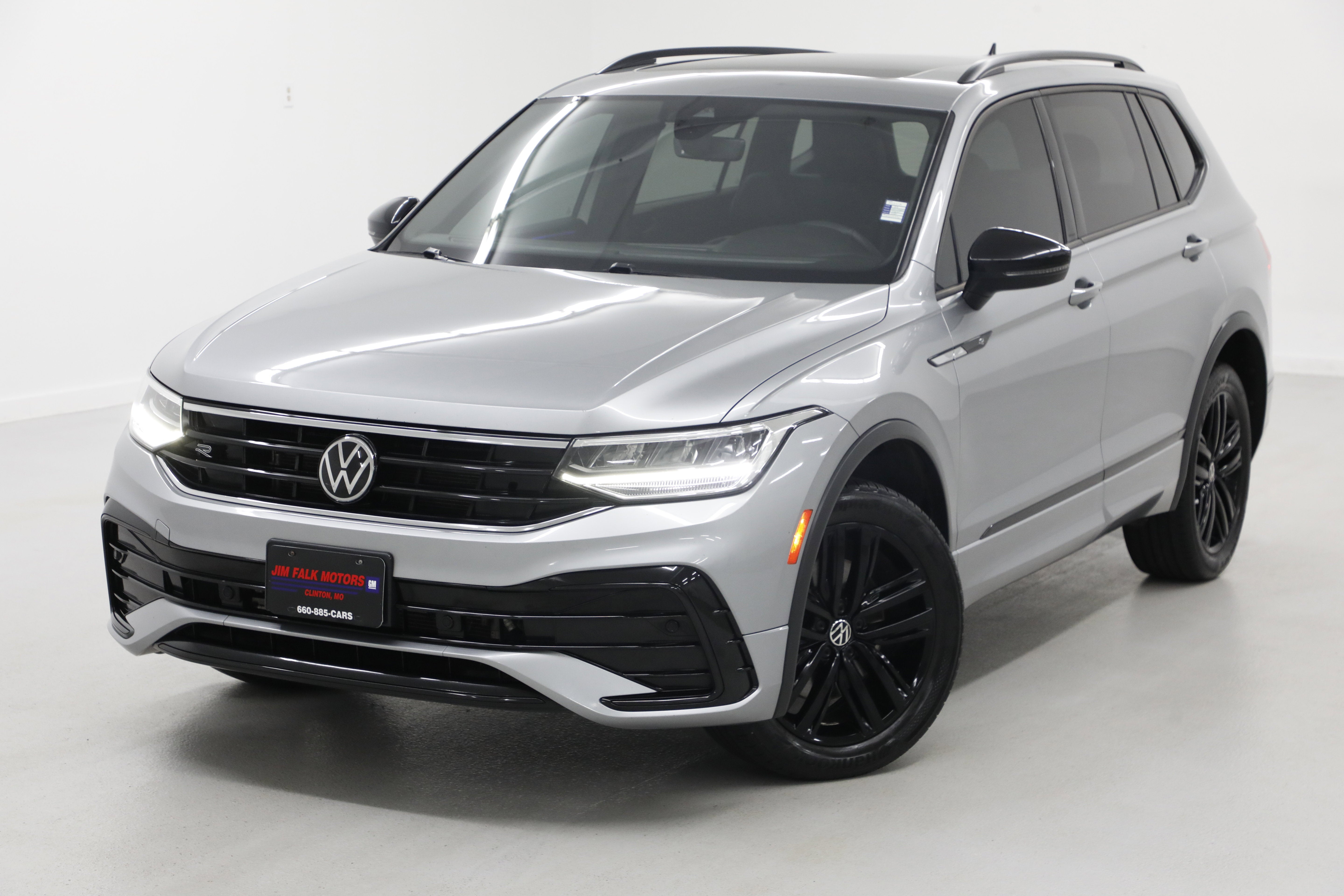 2022 Volkswagen Tiguan SE R-Line Black
