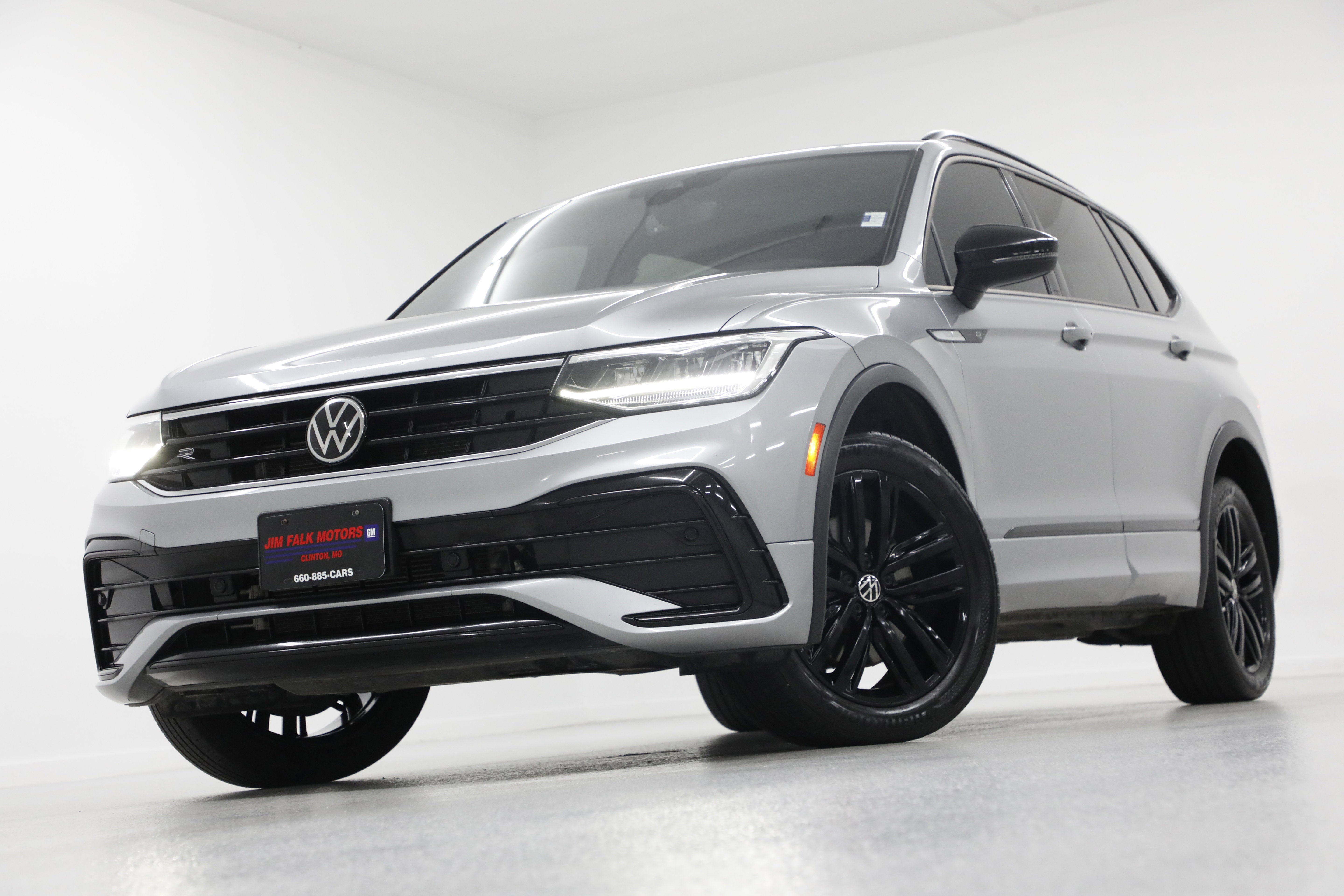 2022 Volkswagen Tiguan SE R-Line Black
