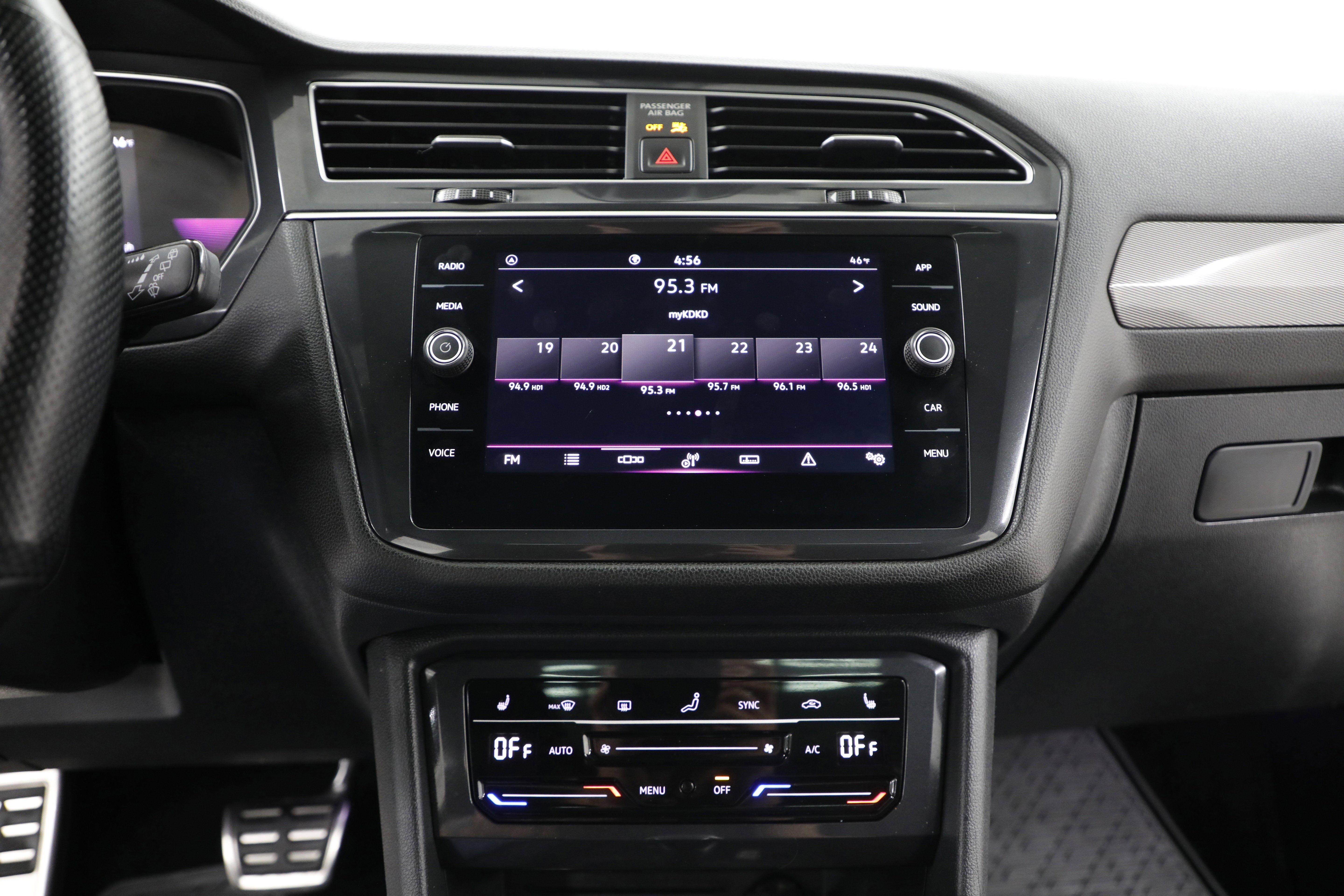 2023 Volkswagen Tiguan SE R-Line Black