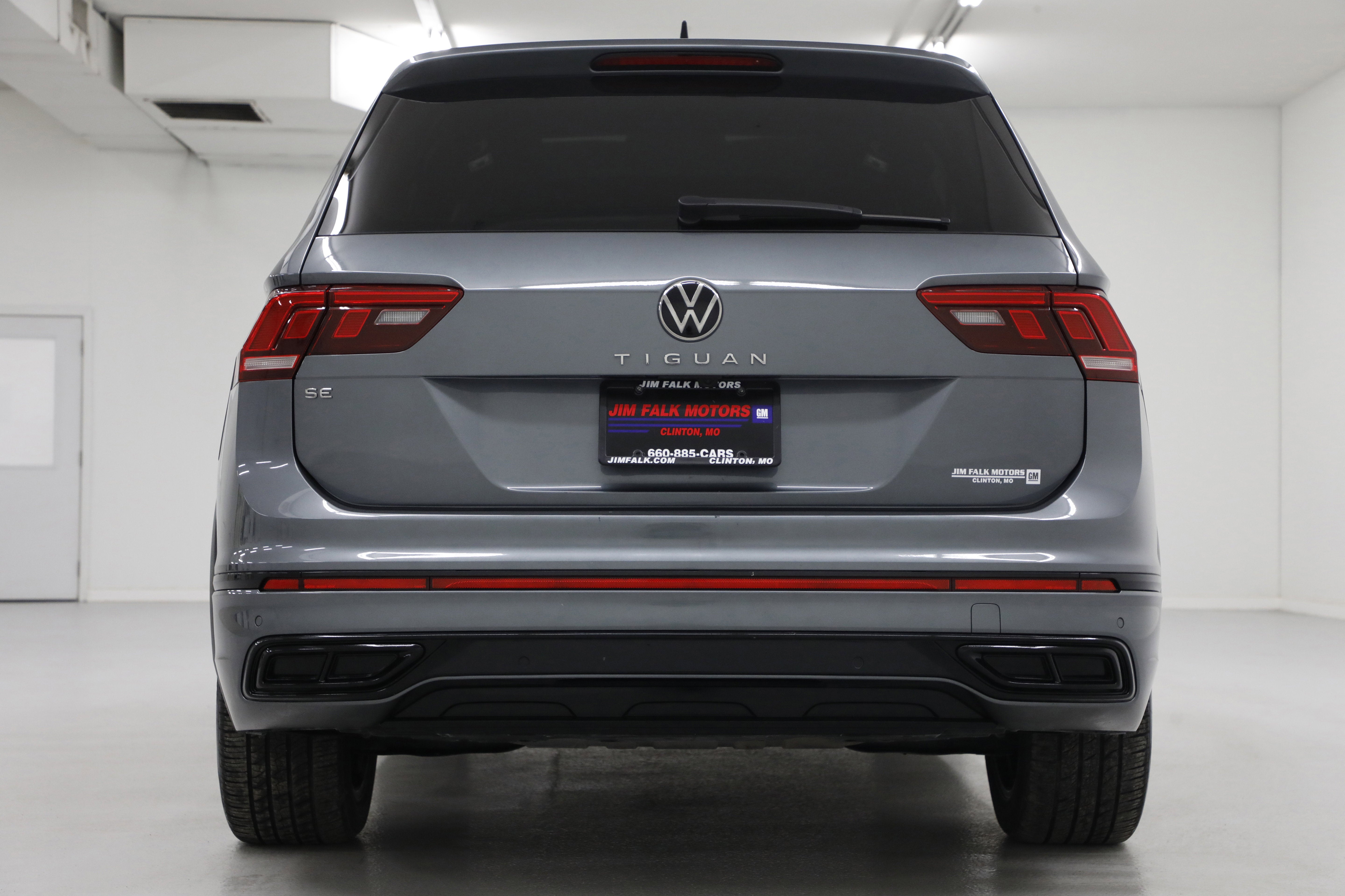 2023 Volkswagen Tiguan SE R-Line Black