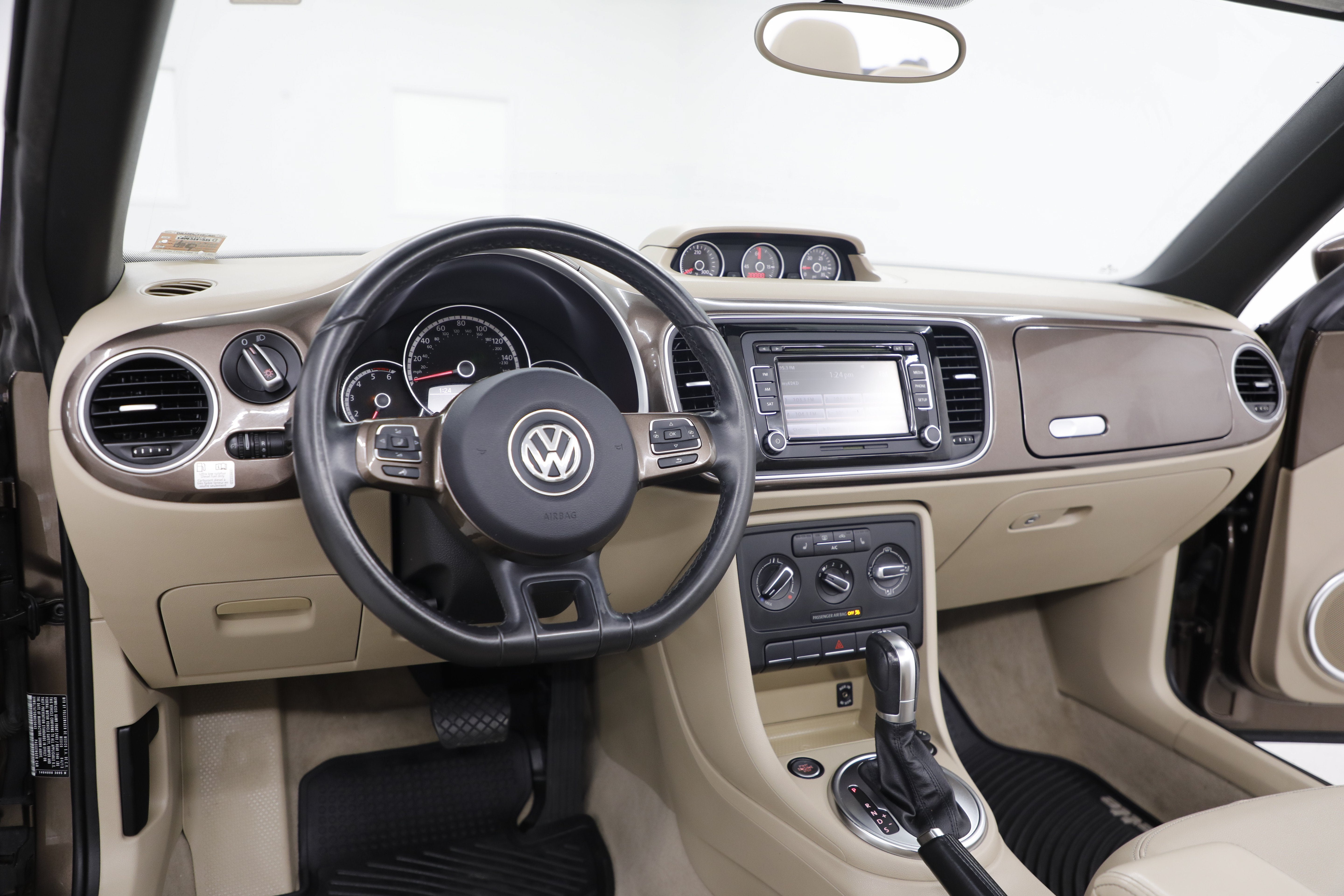 2013 Volkswagen Beetle Convertible 2.0L TDI