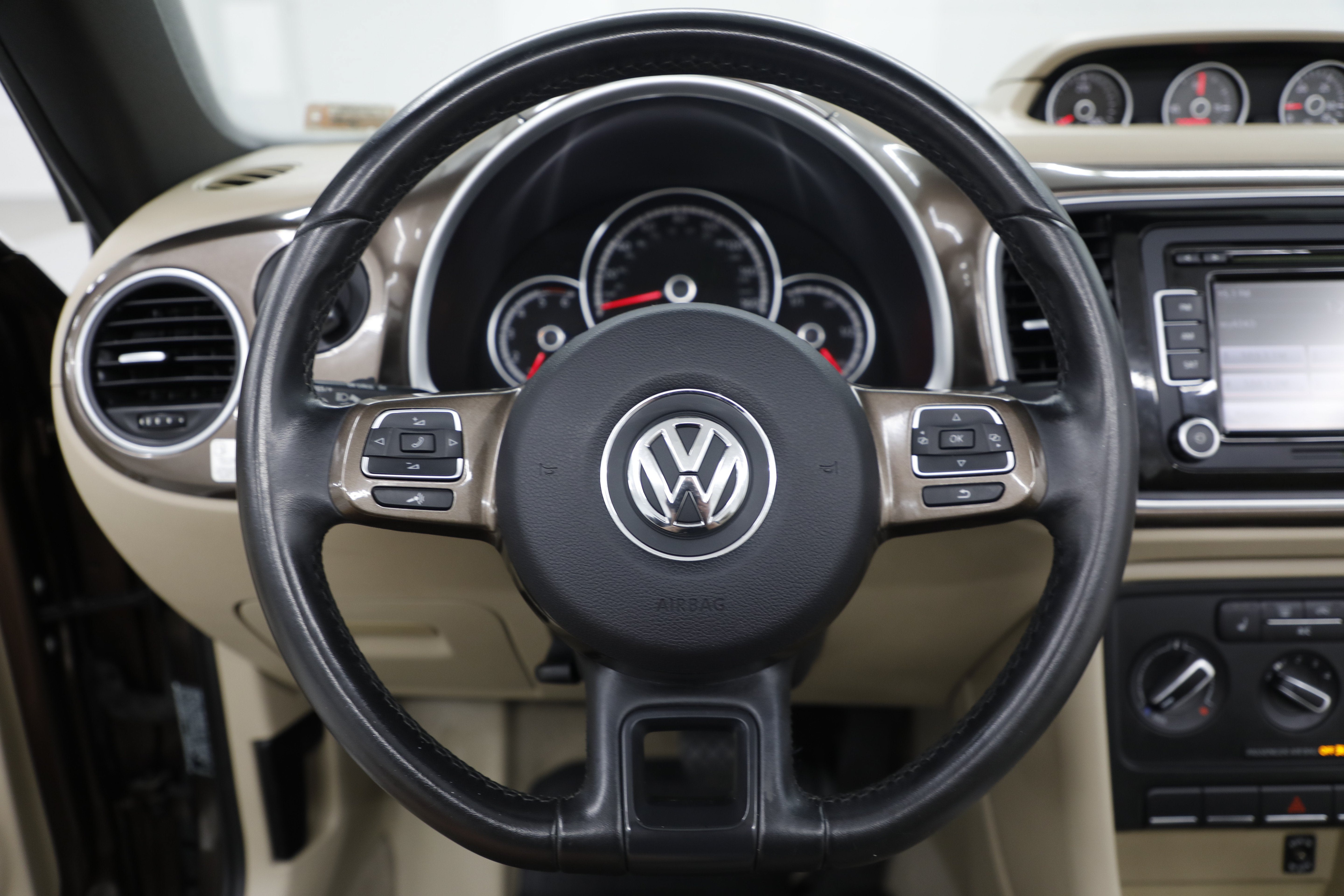 2013 Volkswagen Beetle Convertible 2.0L TDI
