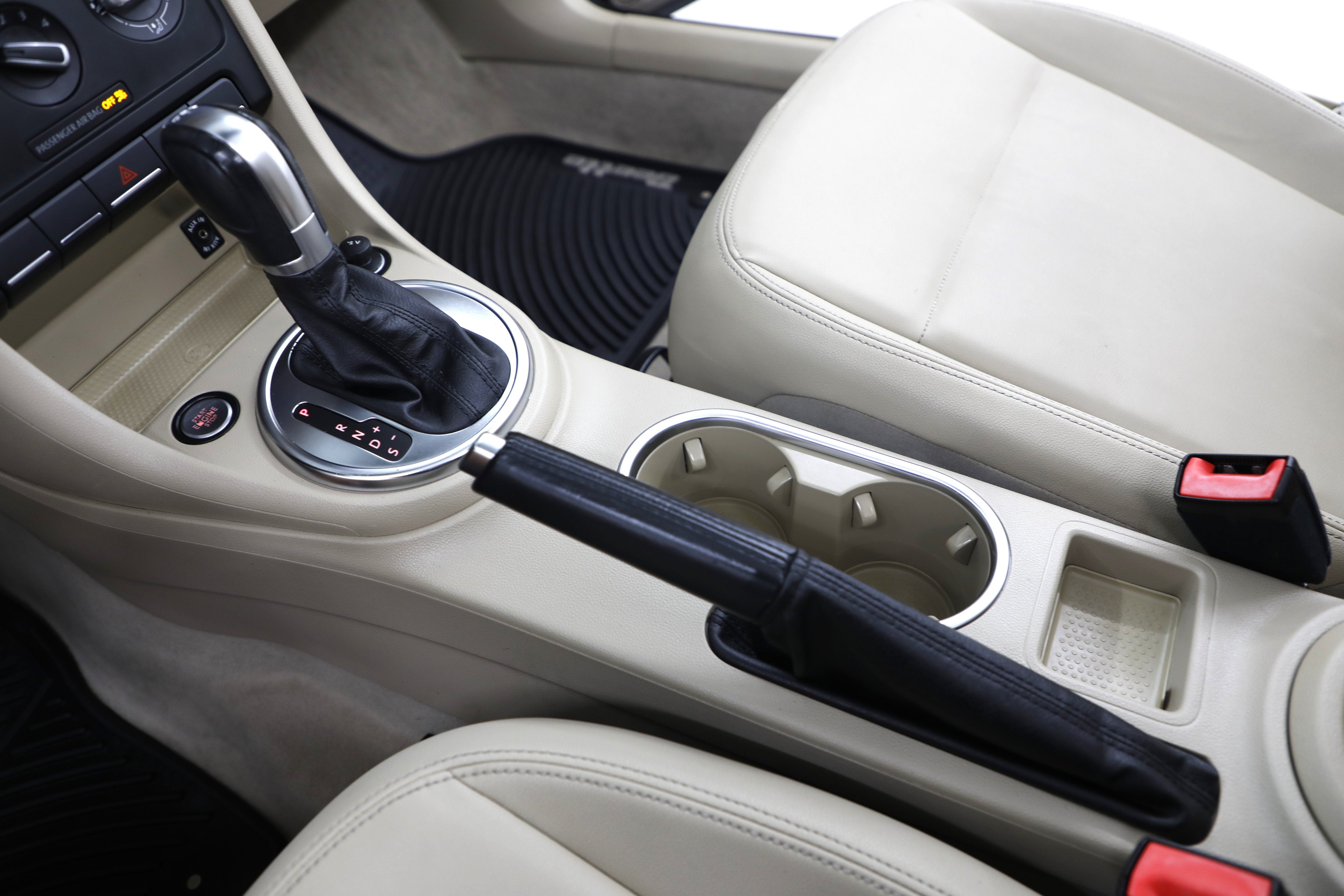 2013 Volkswagen Beetle Convertible 2.0L TDI