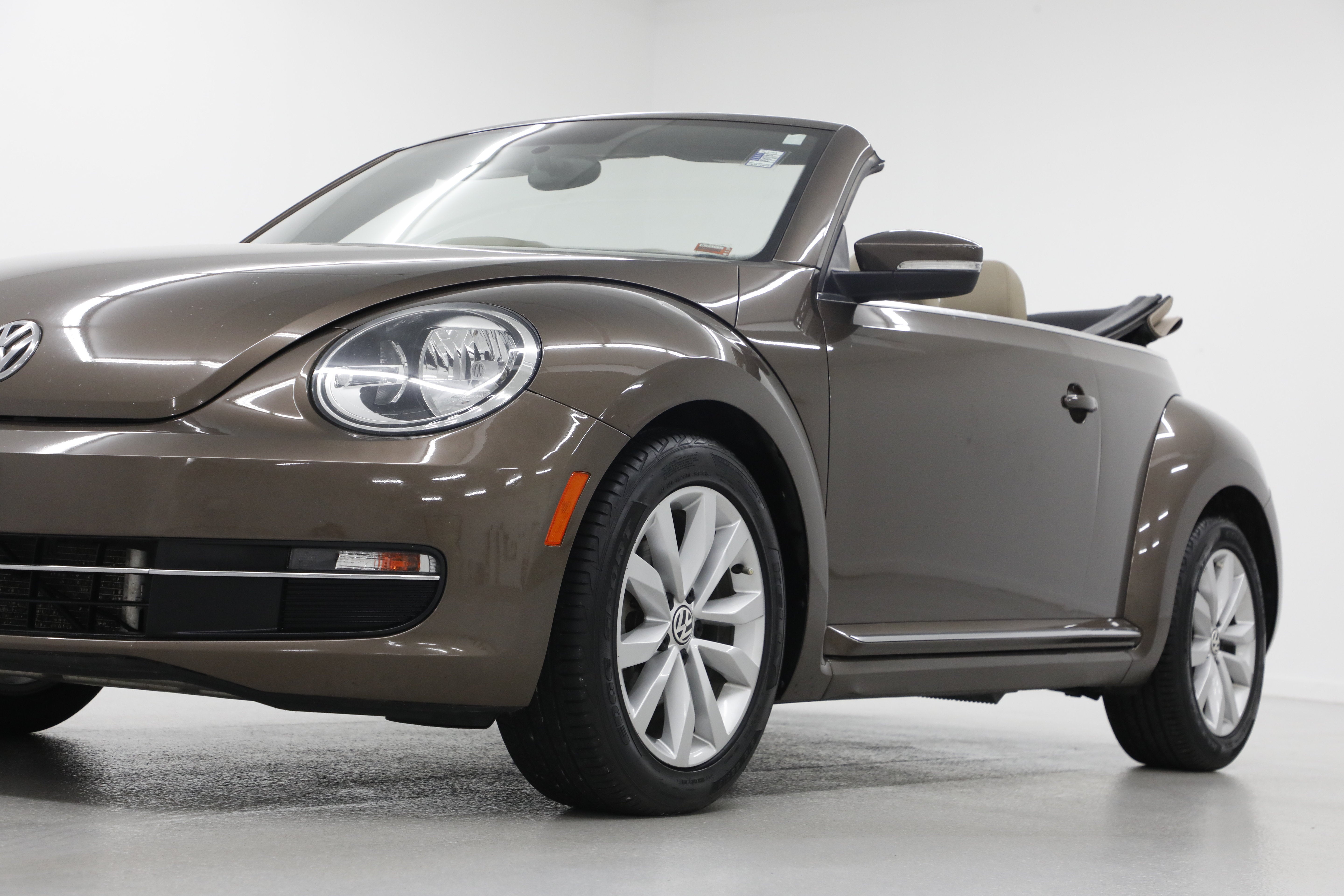 2013 Volkswagen Beetle Convertible 2.0L TDI