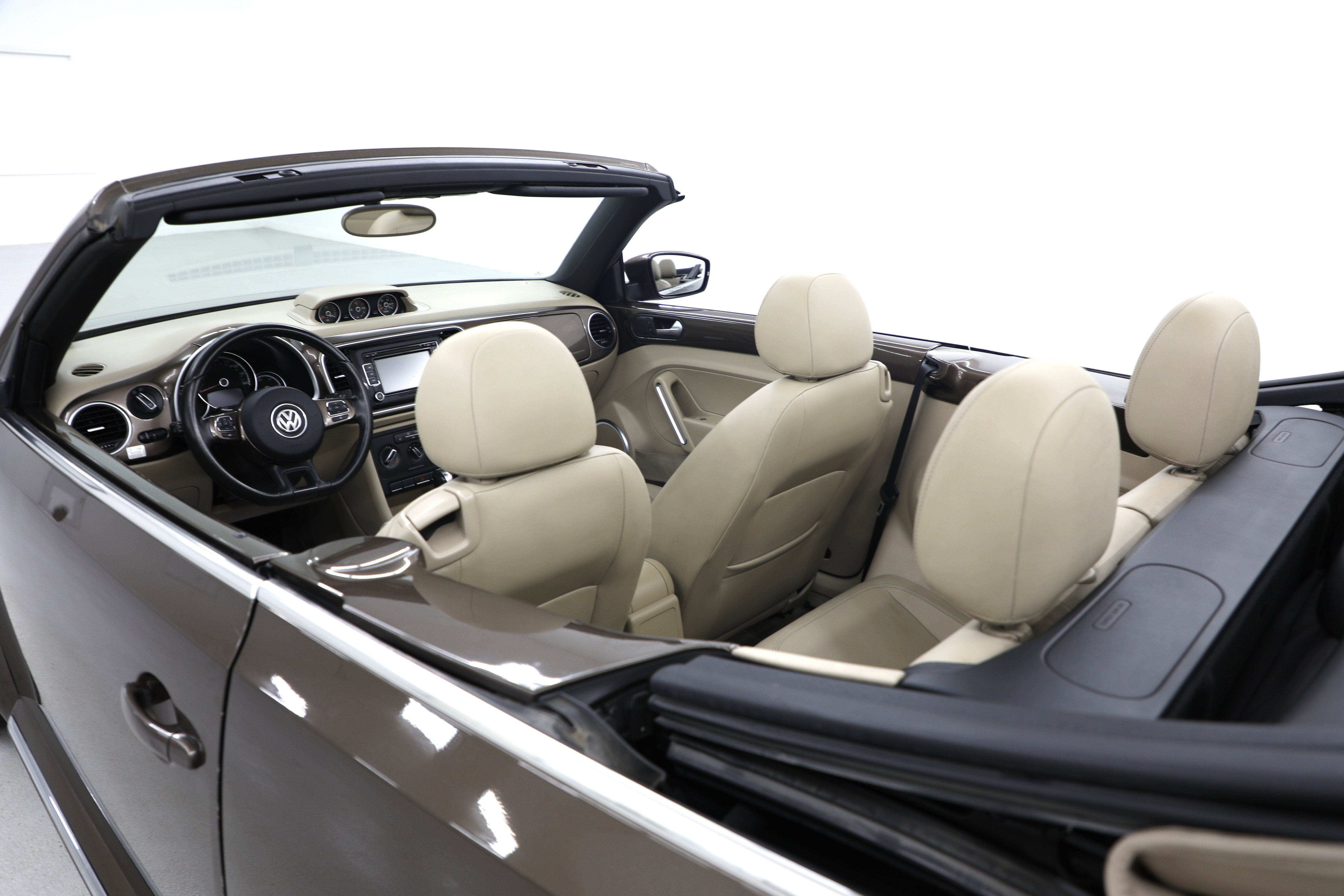 2013 Volkswagen Beetle Convertible 2.0L TDI