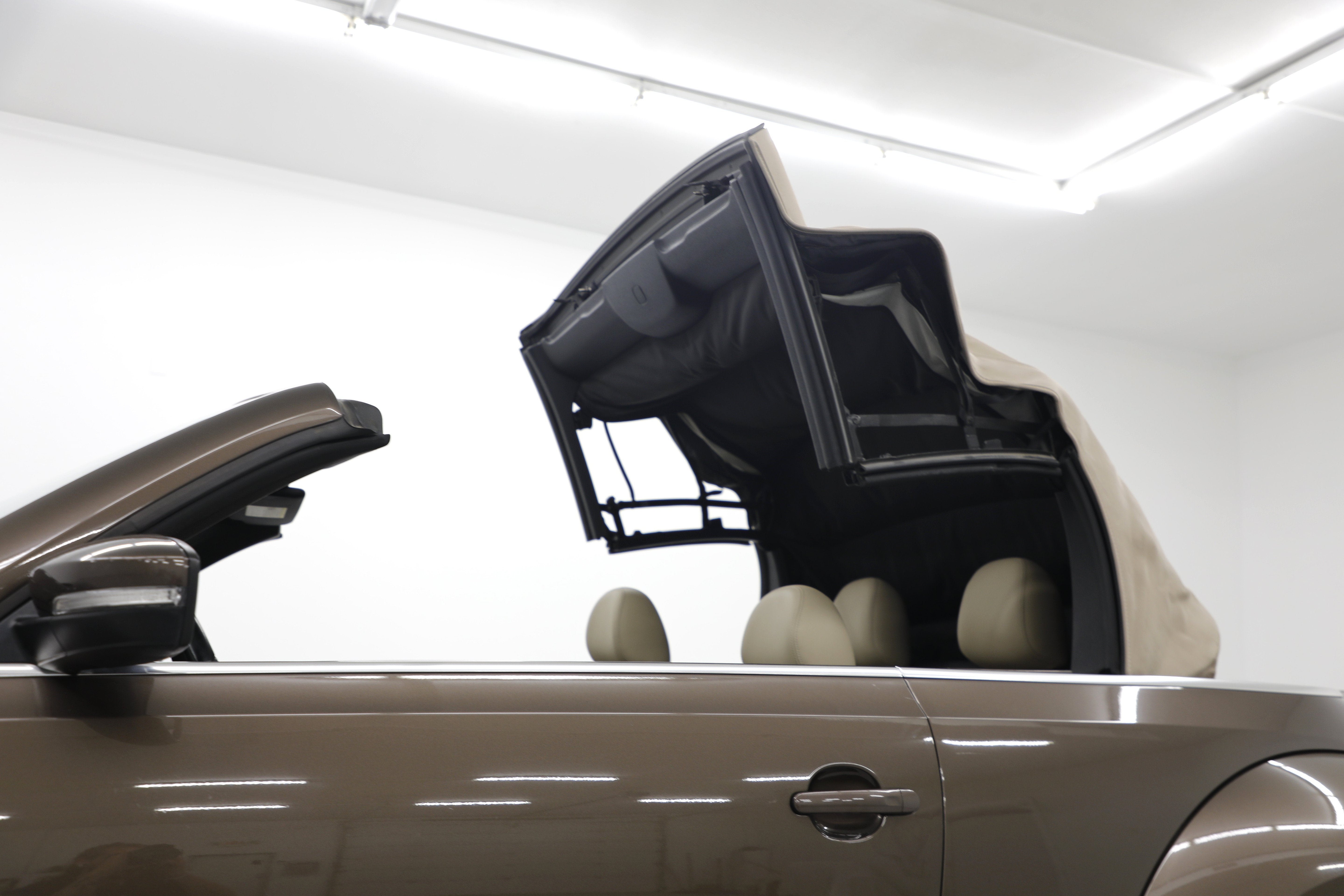 2013 Volkswagen Beetle Convertible 2.0L TDI