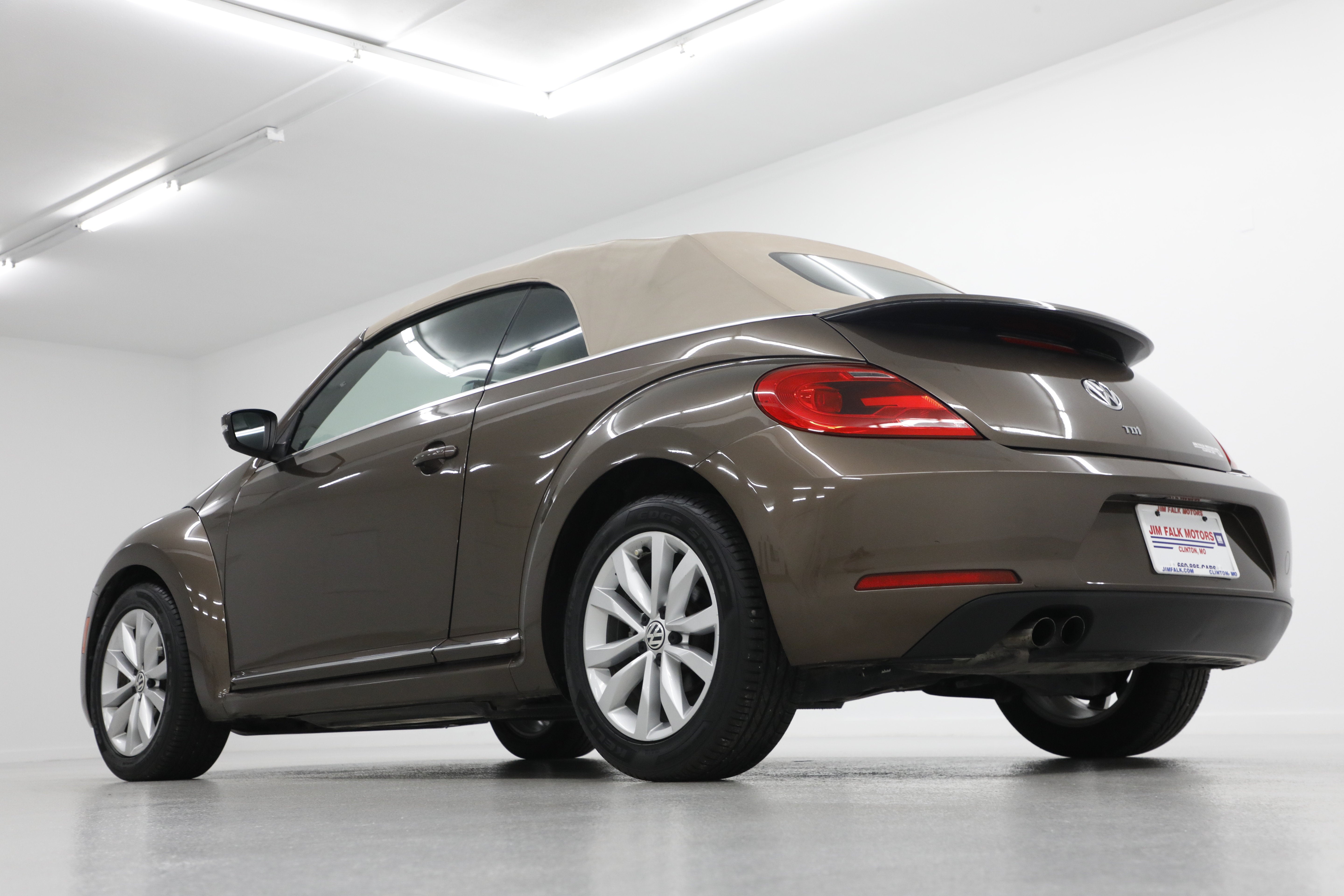 2013 Volkswagen Beetle Convertible 2.0L TDI