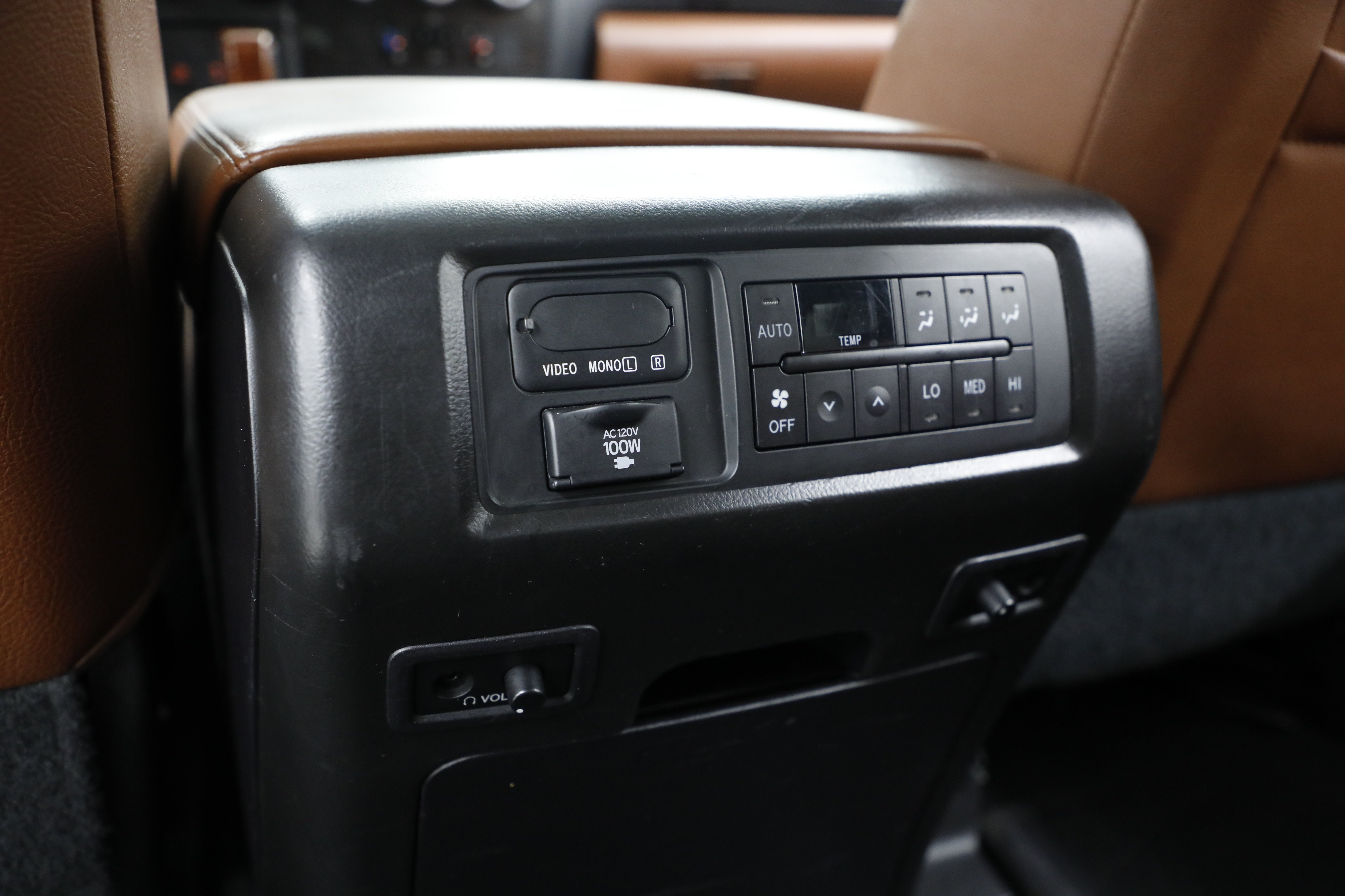 2020 Toyota Sequoia Platinum
