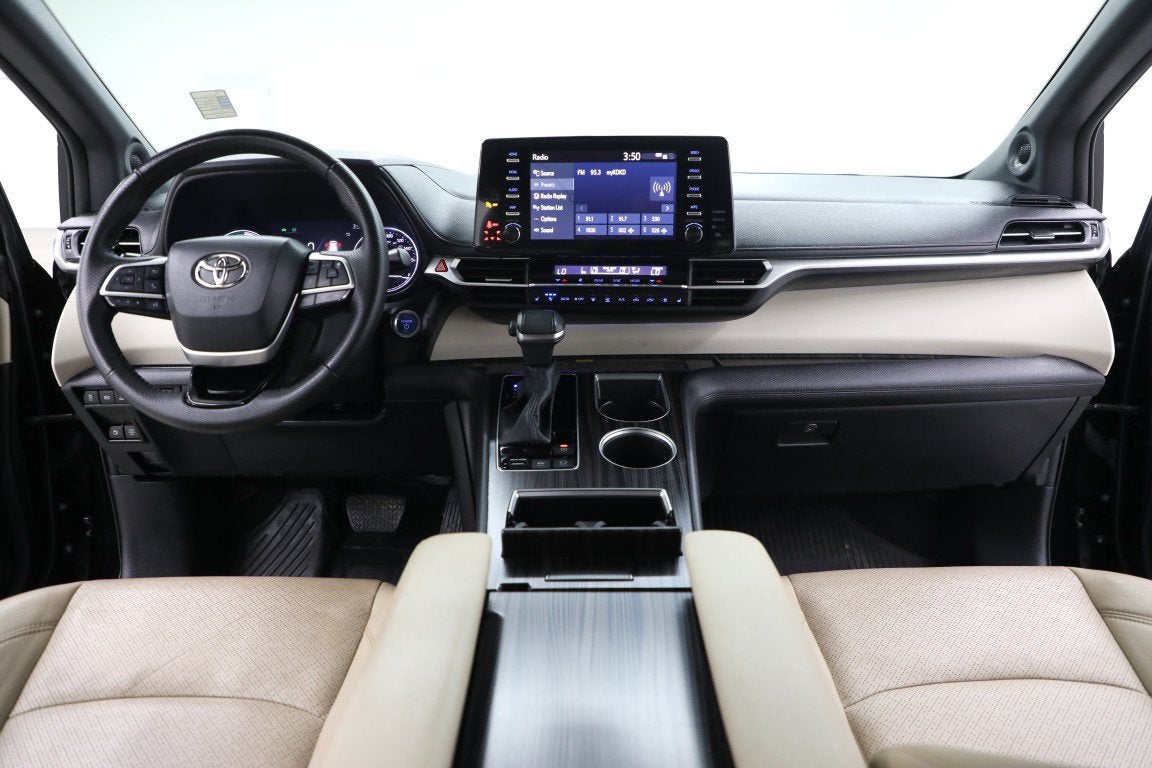 2023 Toyota Sienna Limited