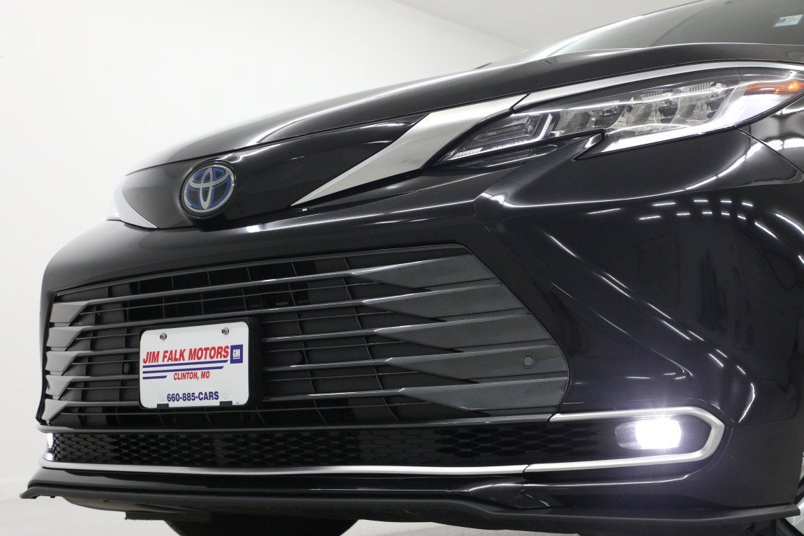 2023 Toyota Sienna Limited