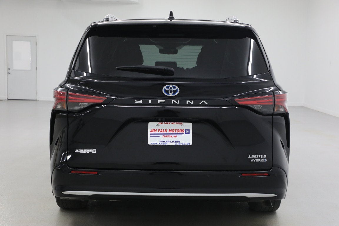 2023 Toyota Sienna Limited