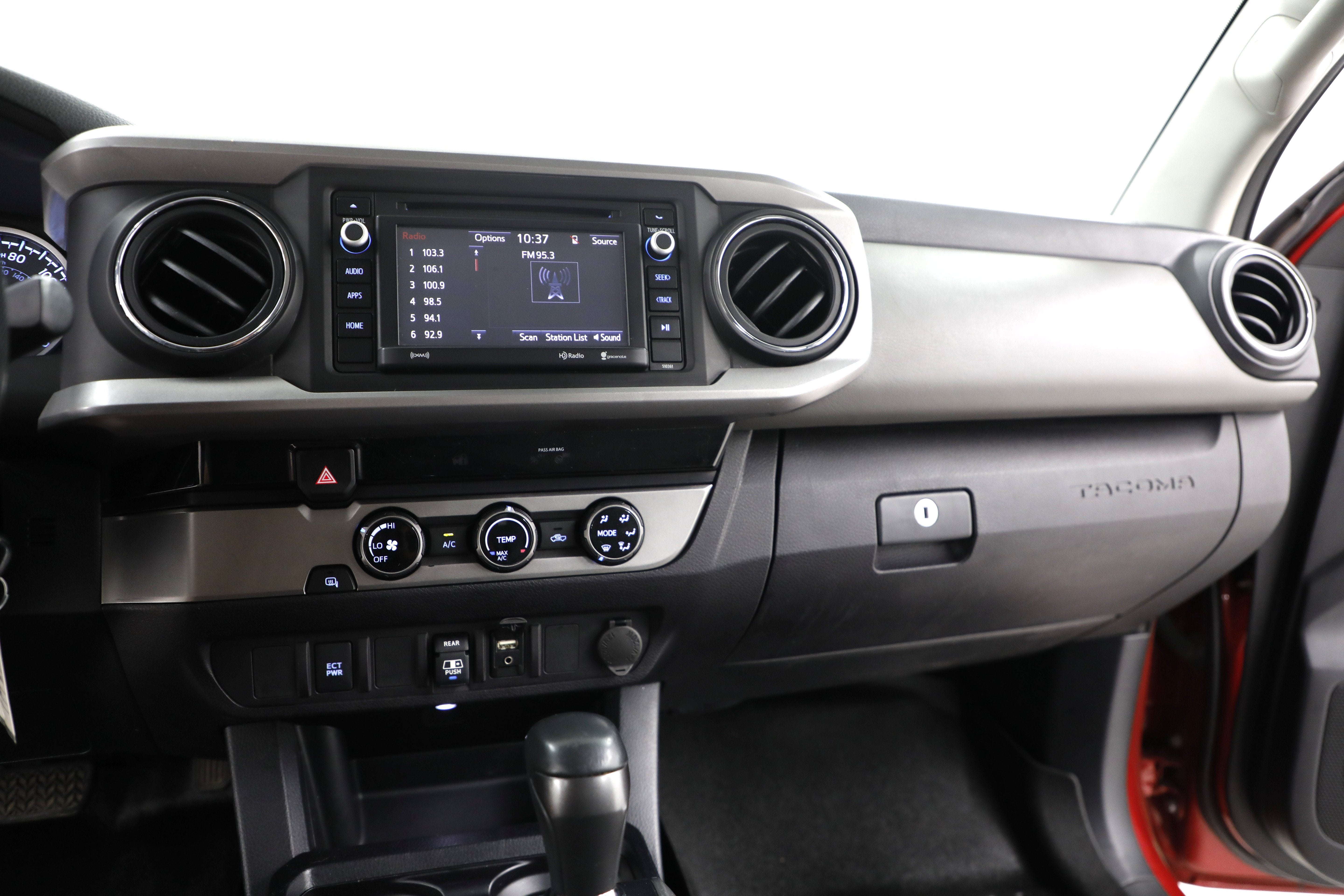 2018 Toyota Tacoma SR5