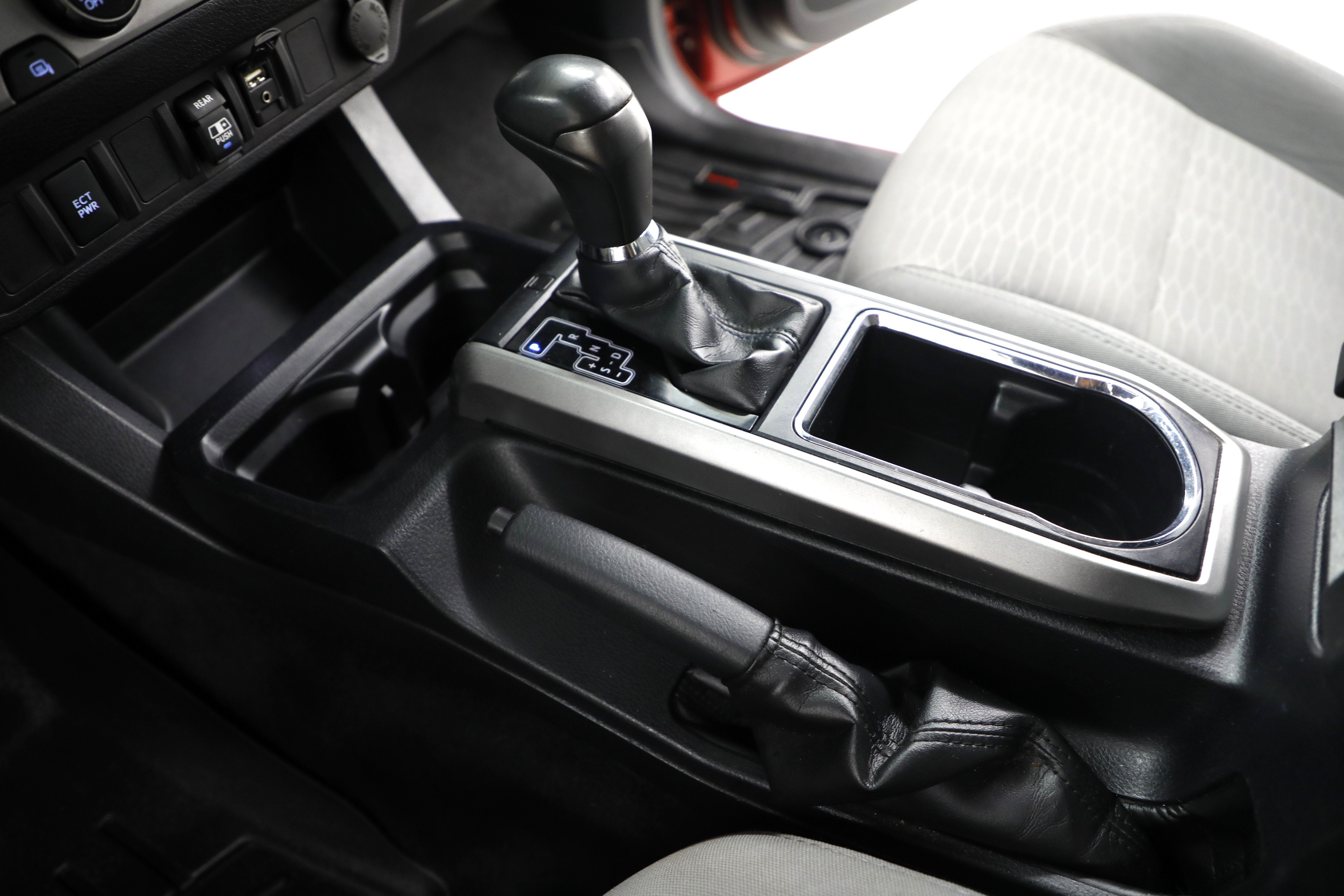 2018 Toyota Tacoma SR5