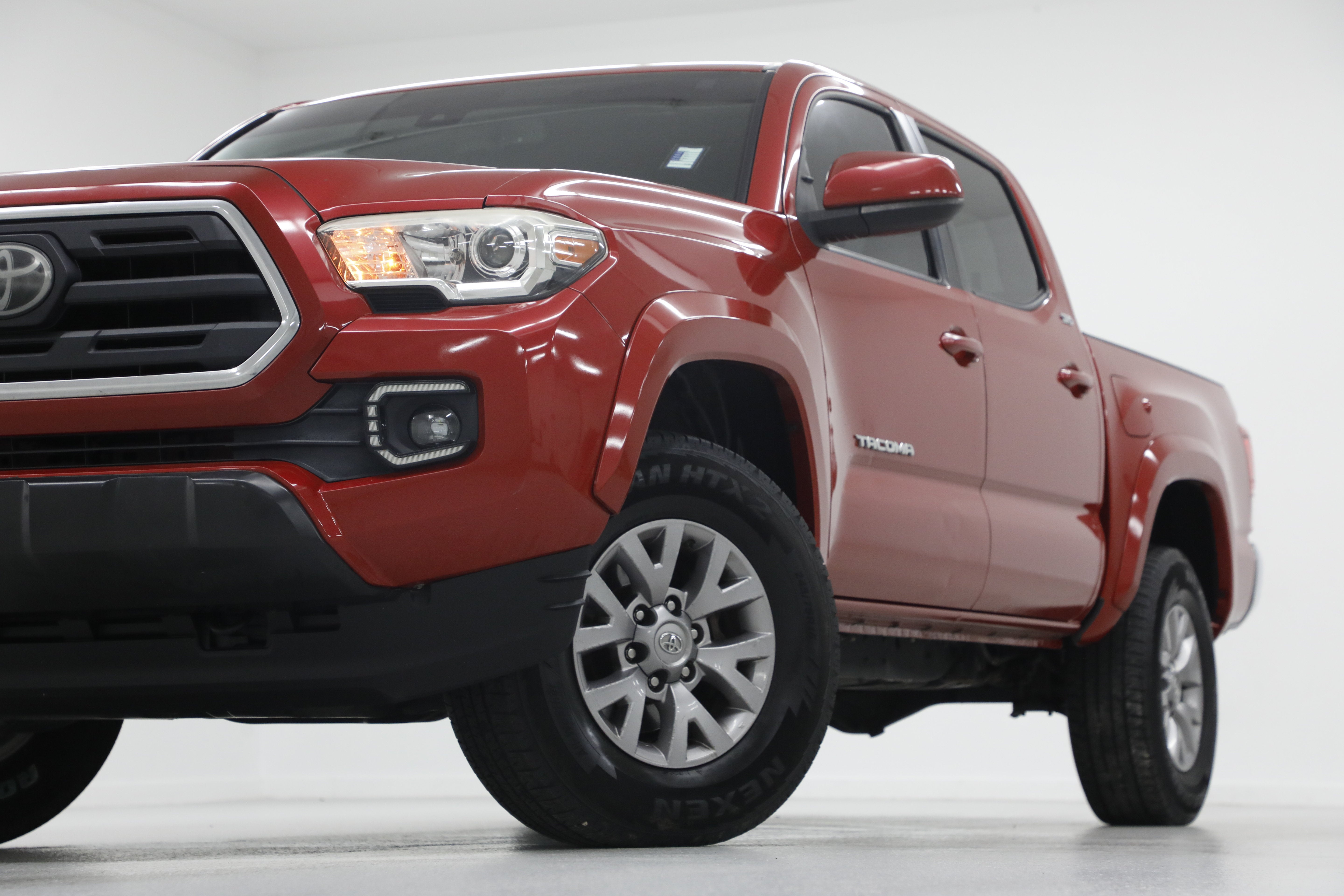 2018 Toyota Tacoma SR5