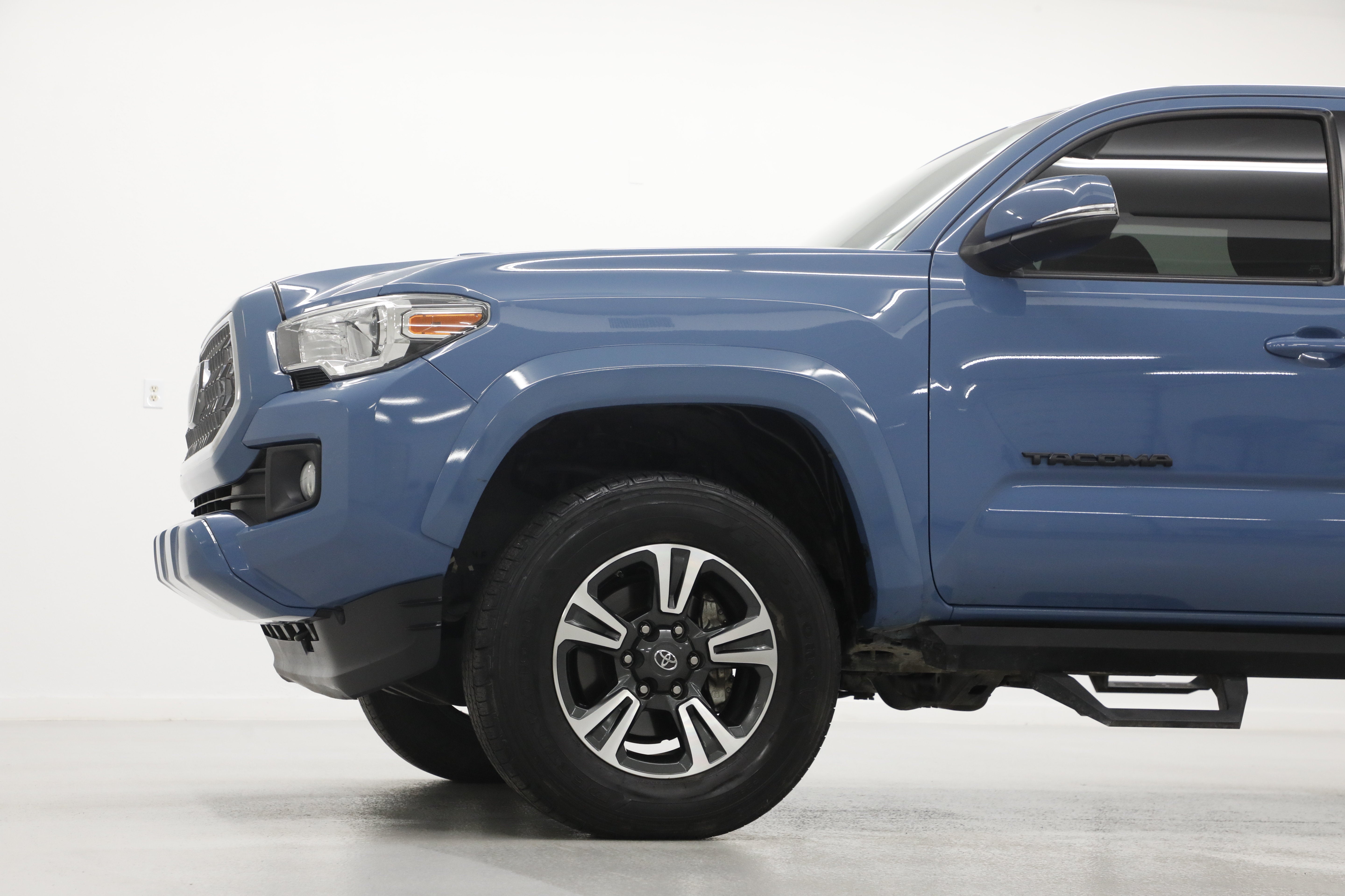 2019 Toyota Tacoma 4WD SR