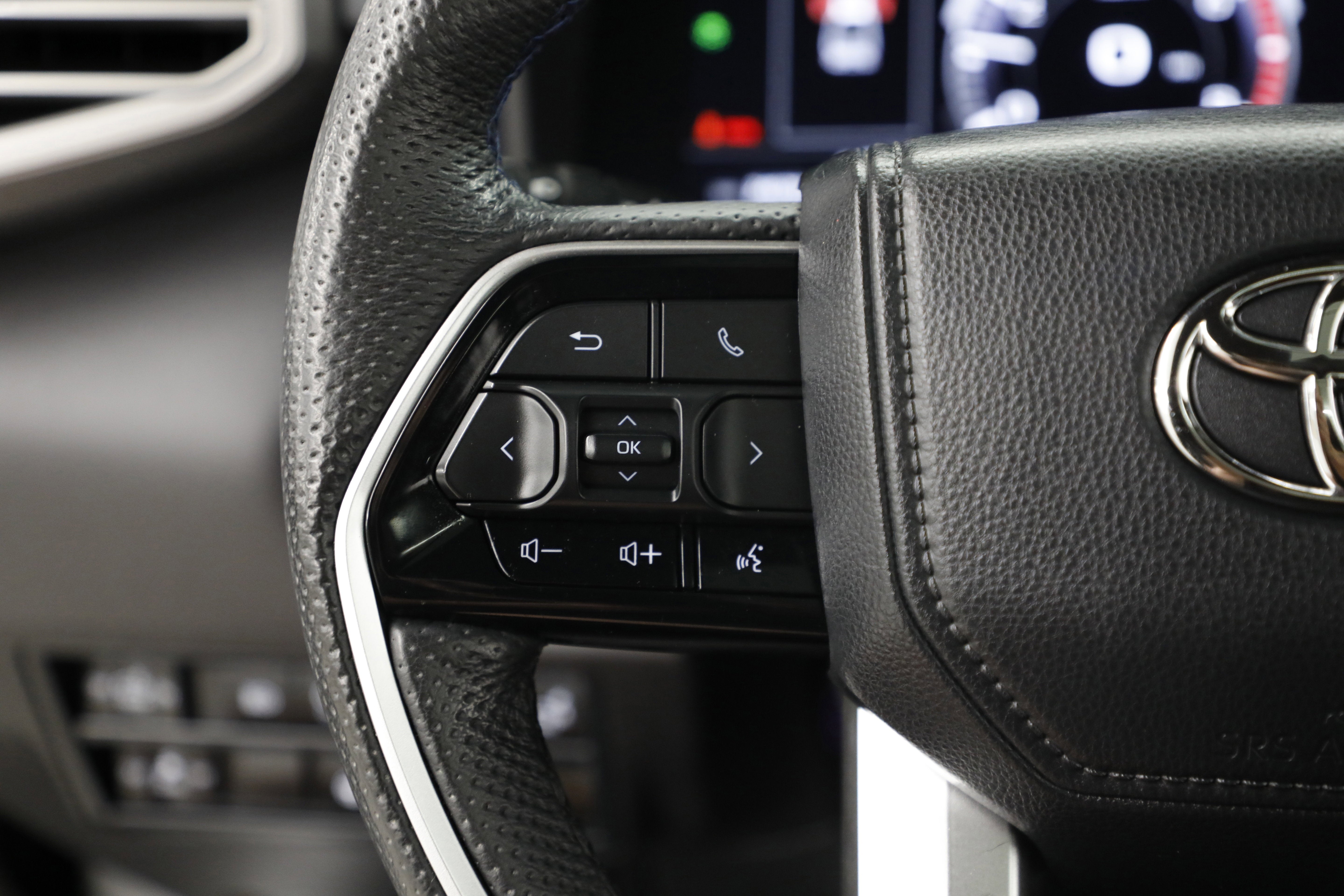 2025 Toyota Tundra 4WD Platinum