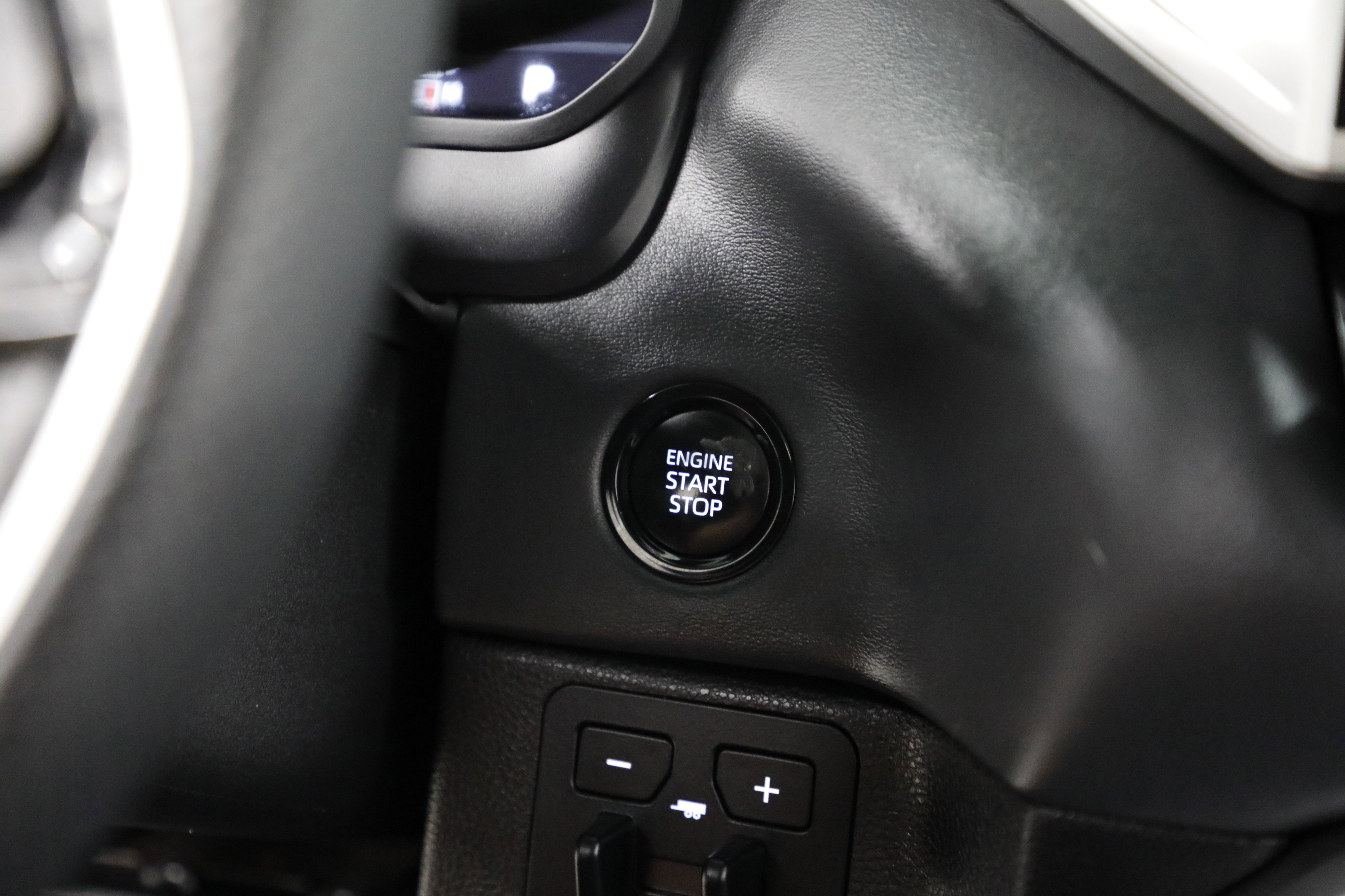 2025 Toyota Tundra 4WD Platinum