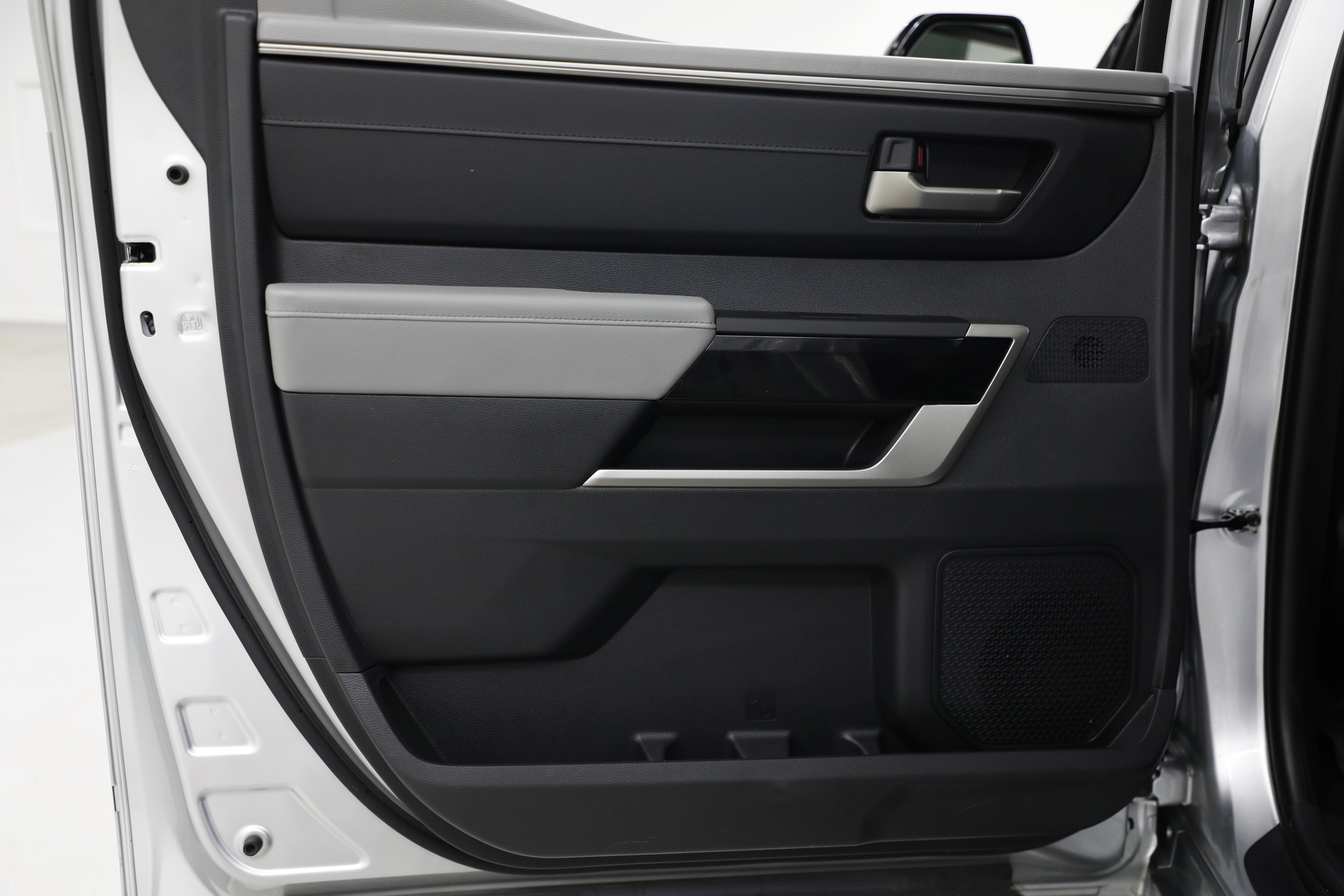 2025 Toyota Tundra 4WD Limited