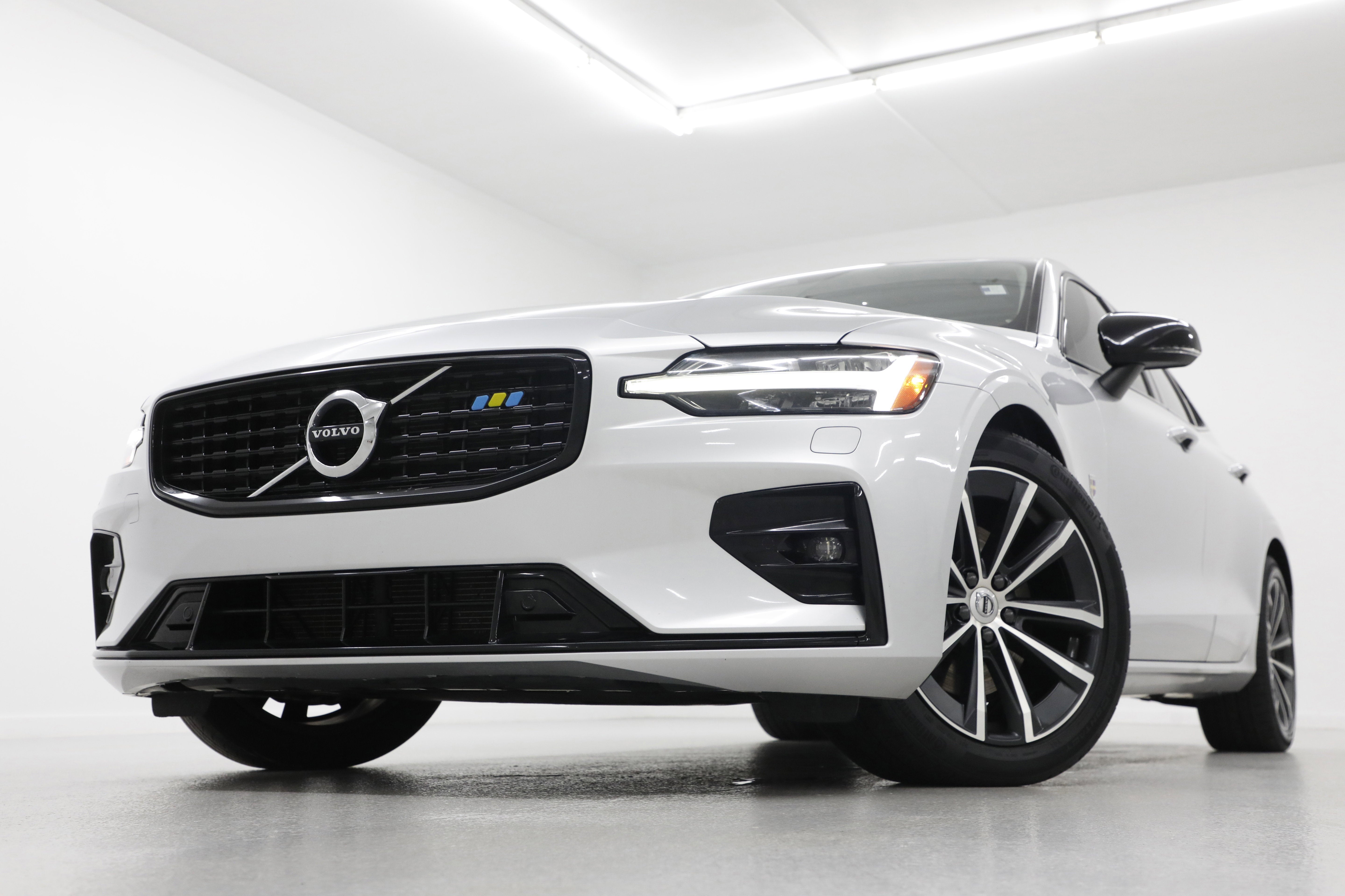 2022 Volvo S60 Momentum