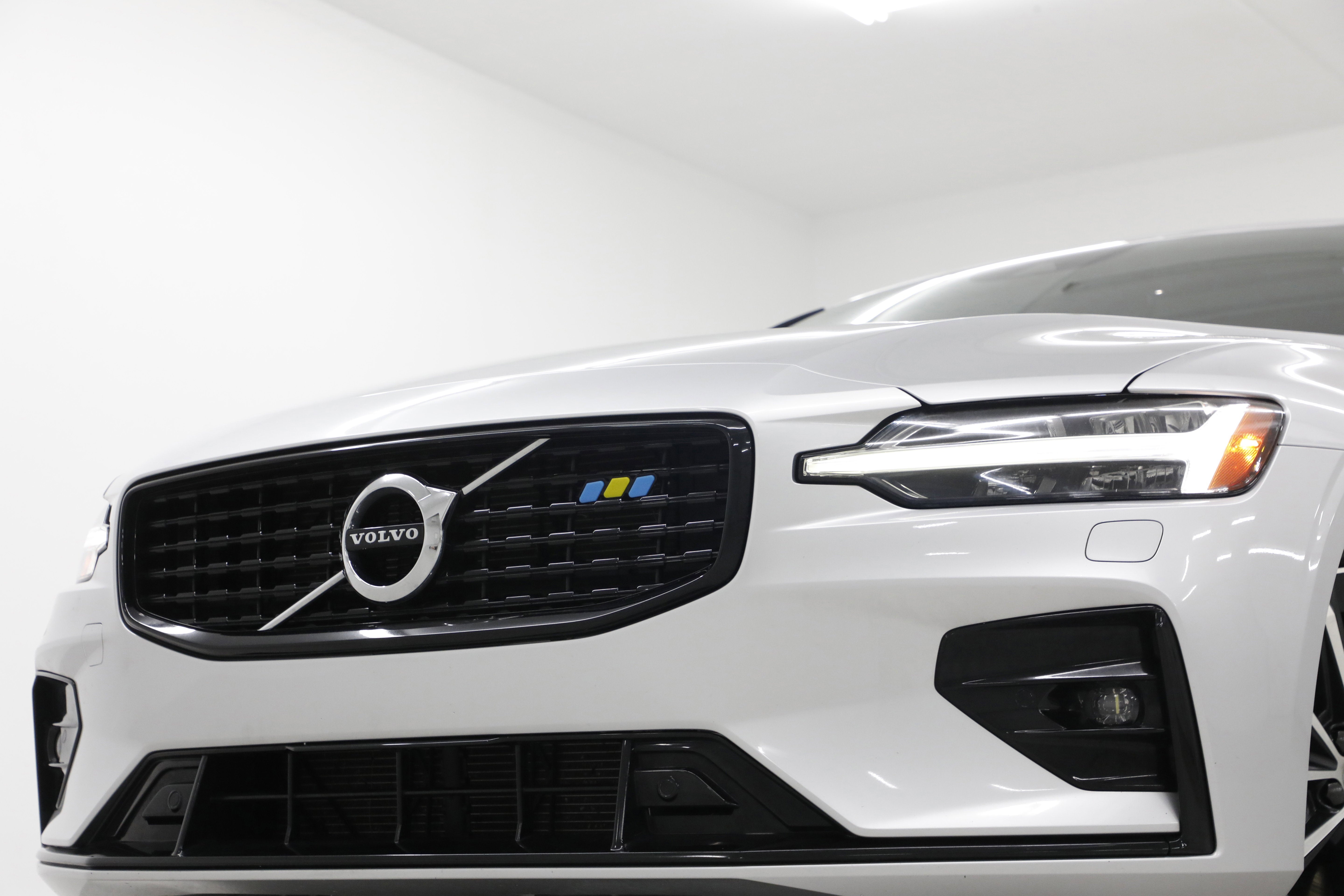 2022 Volvo S60 Momentum