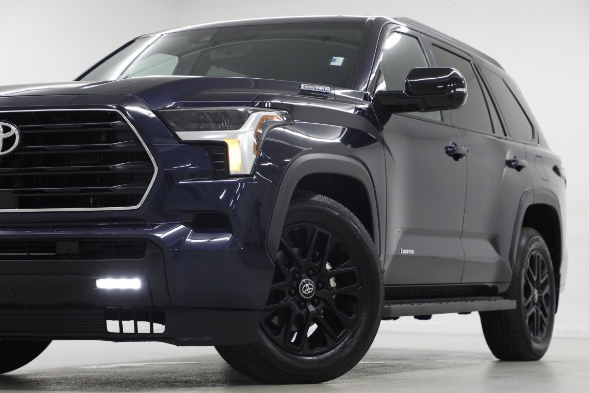 2026 Toyota Sequoia SR5