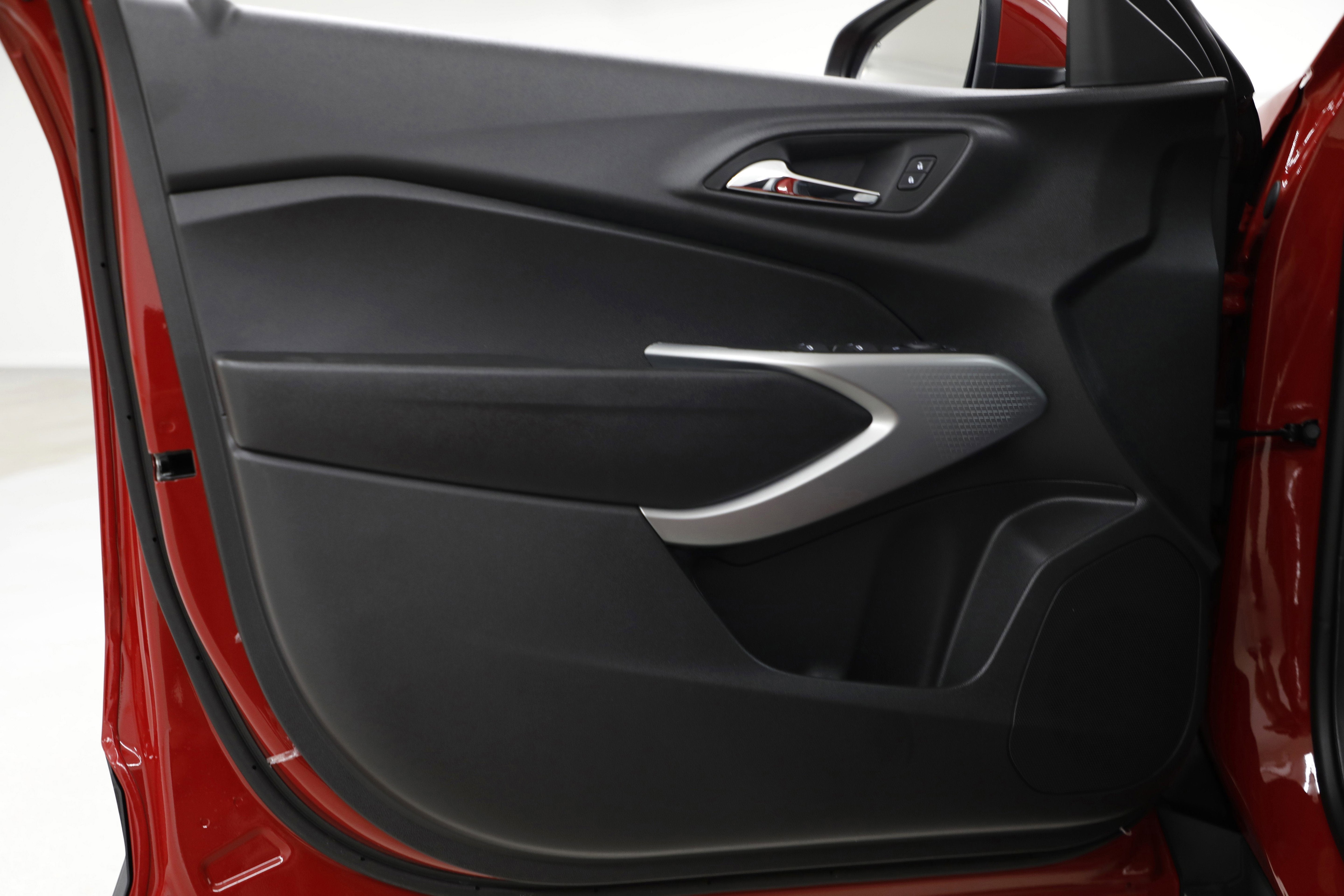 2026 Chevrolet Trax LS - Photo 14