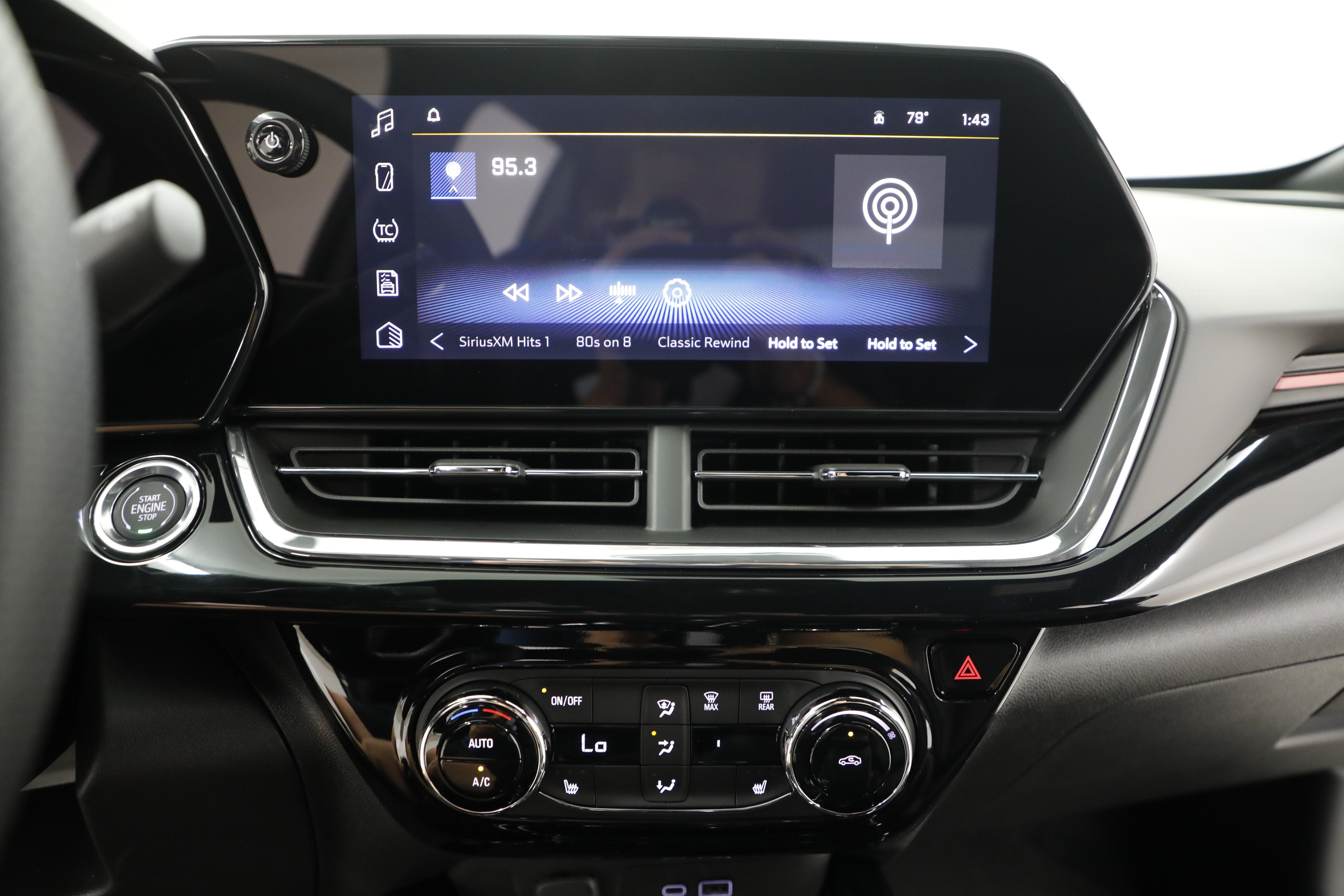2026 Chevrolet Trax RS - Photo 28